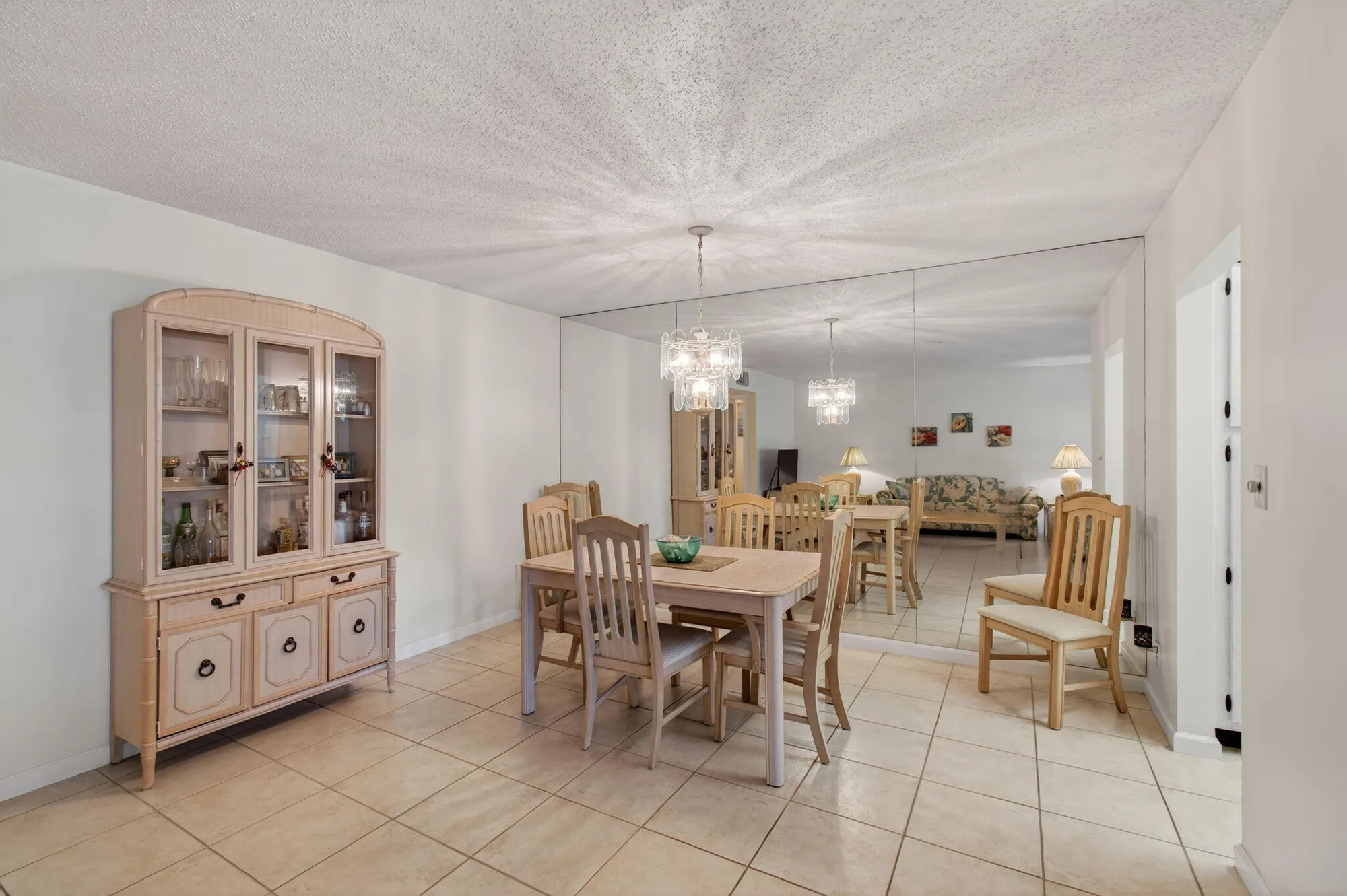 Property Slideshow image 16 of 46 | 1225 club dr b, Delray Beach, FL, 33445