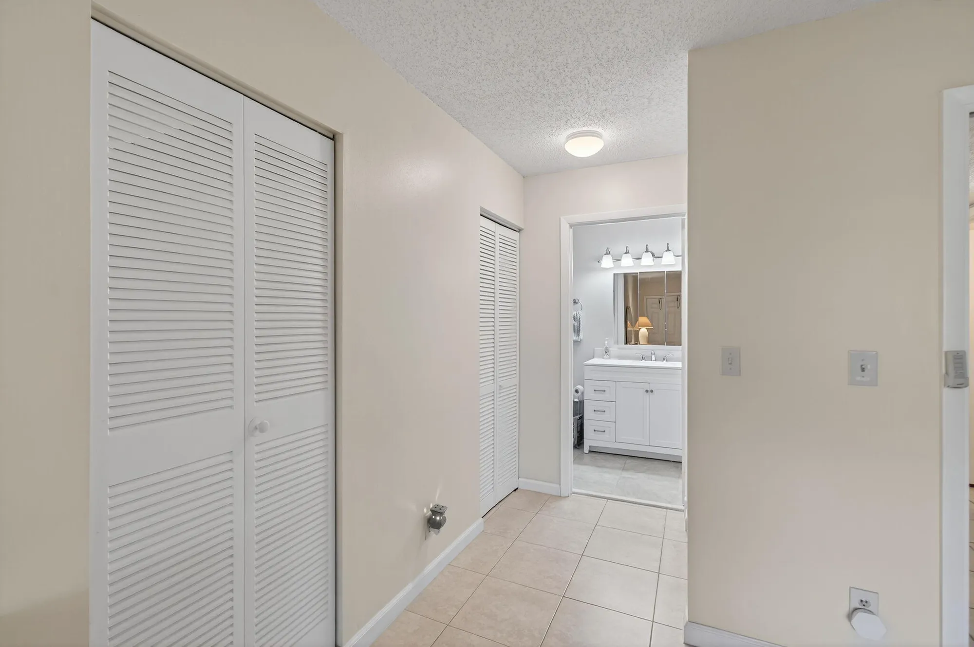 Property Slideshow image 29 of 46 | 1225 club dr b, Delray Beach, FL, 33445