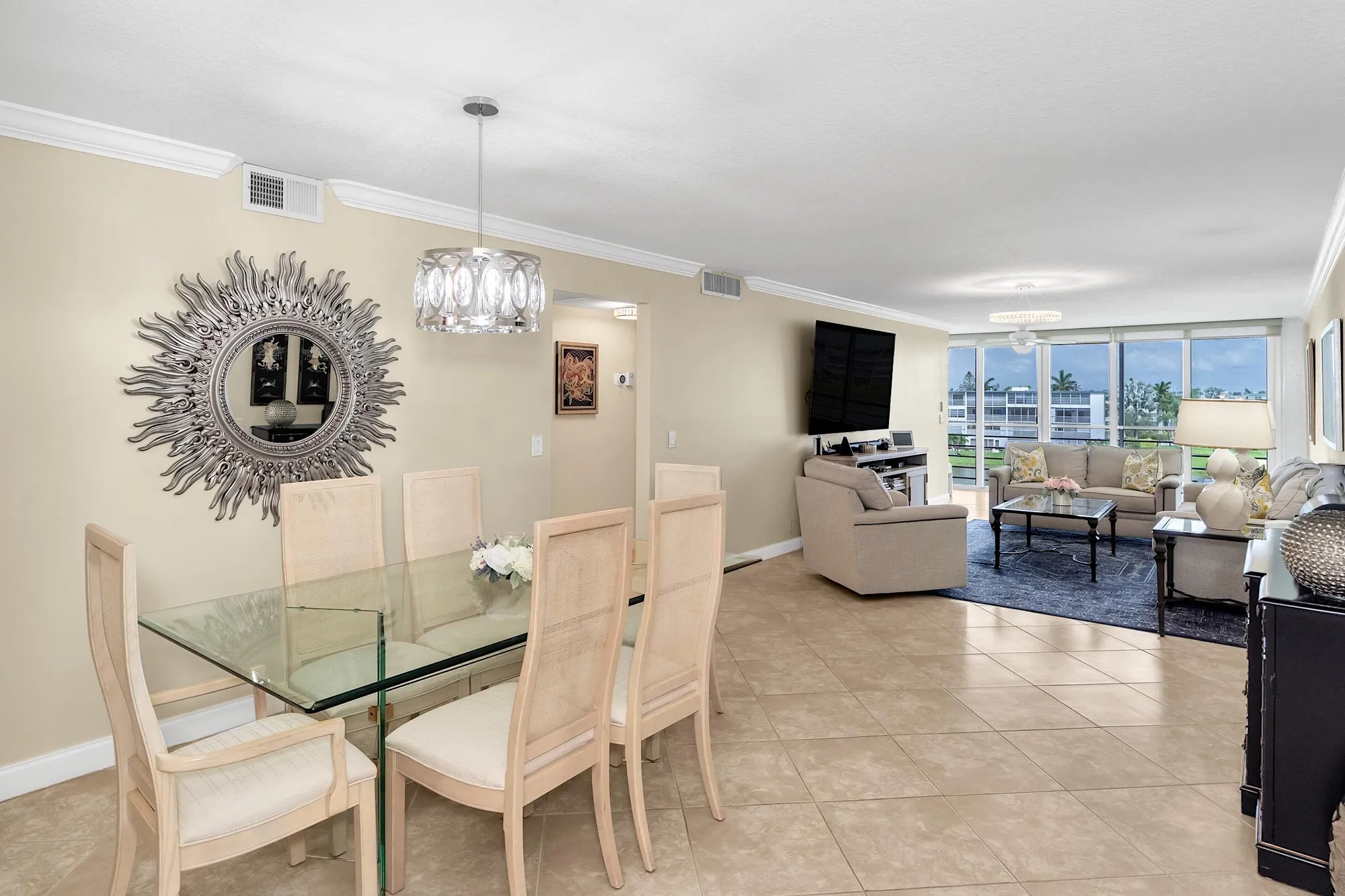Property Slideshow image 11 of 59 | 4090 guildford e unit e, Boca Raton, FL, 33434
