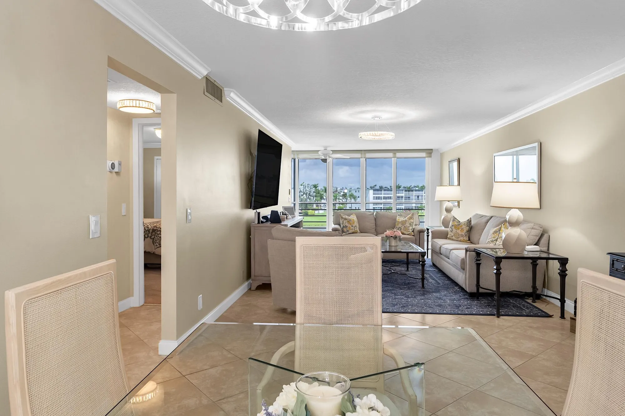 Property Slideshow image 10 of 59 | 4090 guildford e unit e, Boca Raton, FL, 33434