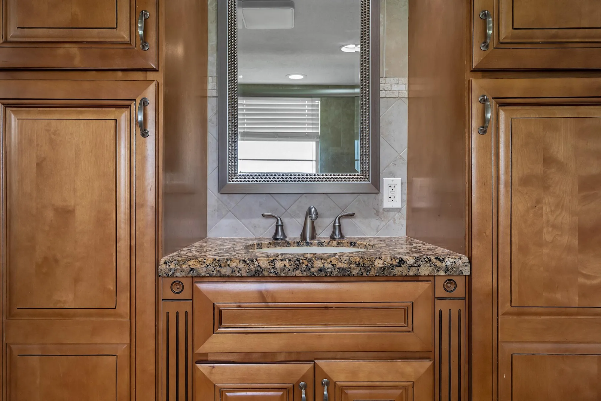 Property Slideshow image 36 of 59 | 4090 guildford e unit e, Boca Raton, FL, 33434