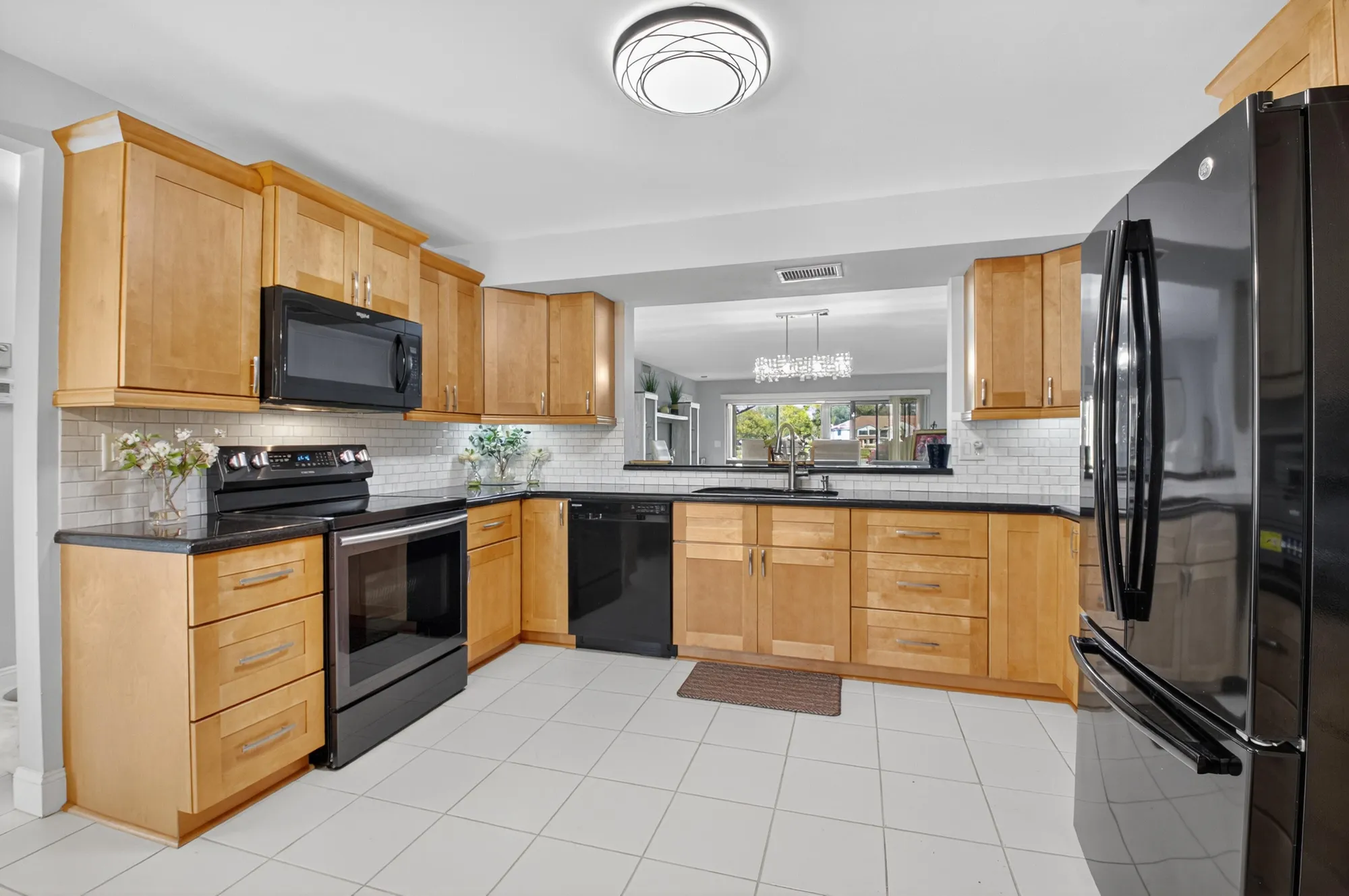 Property Slideshow image 8 of 47 | 9777 sills dr 103, Boynton Beach, FL, 33437