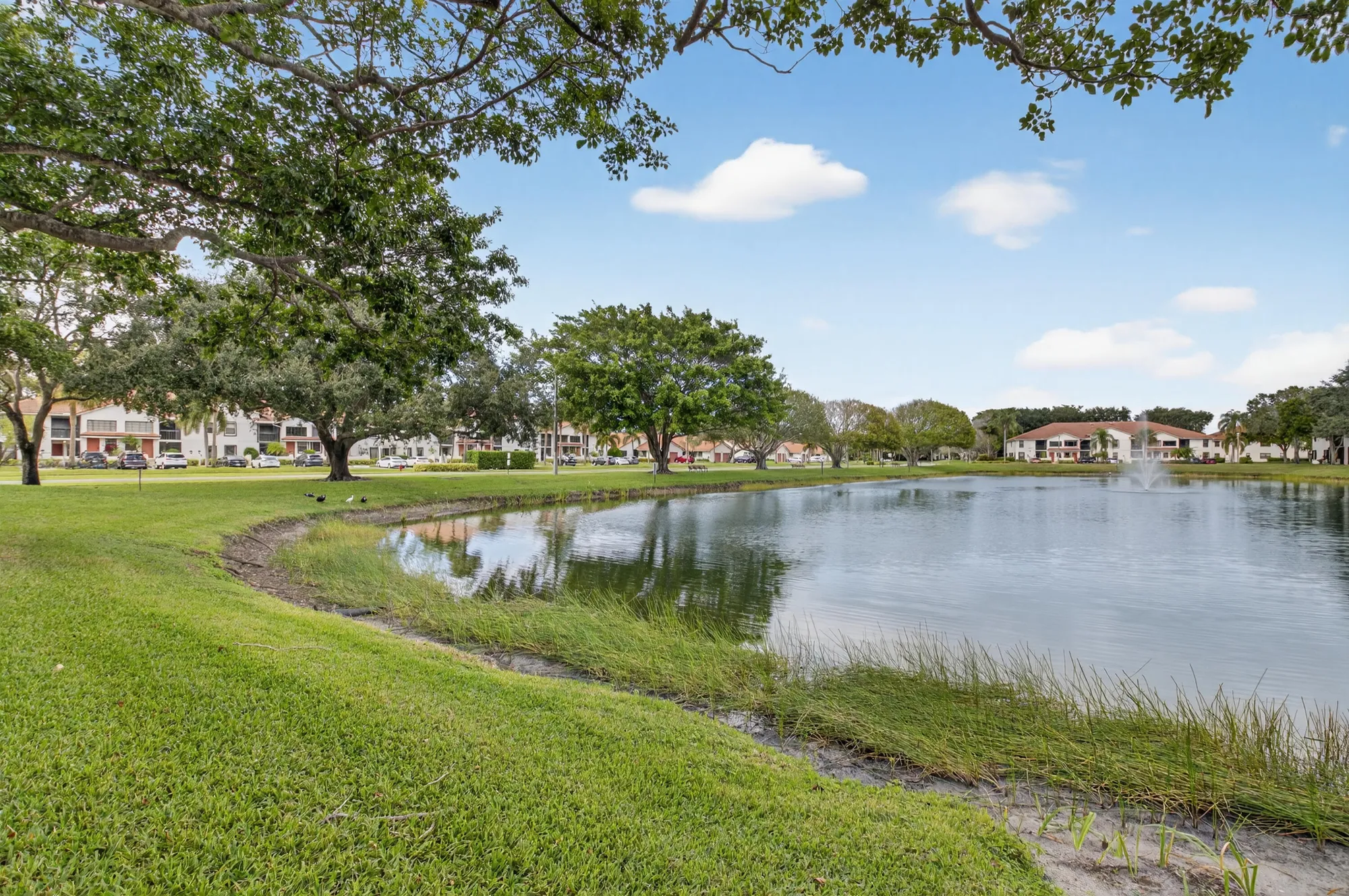 Property Slideshow image 32 of 47 | 9777 sills dr 103, Boynton Beach, FL, 33437