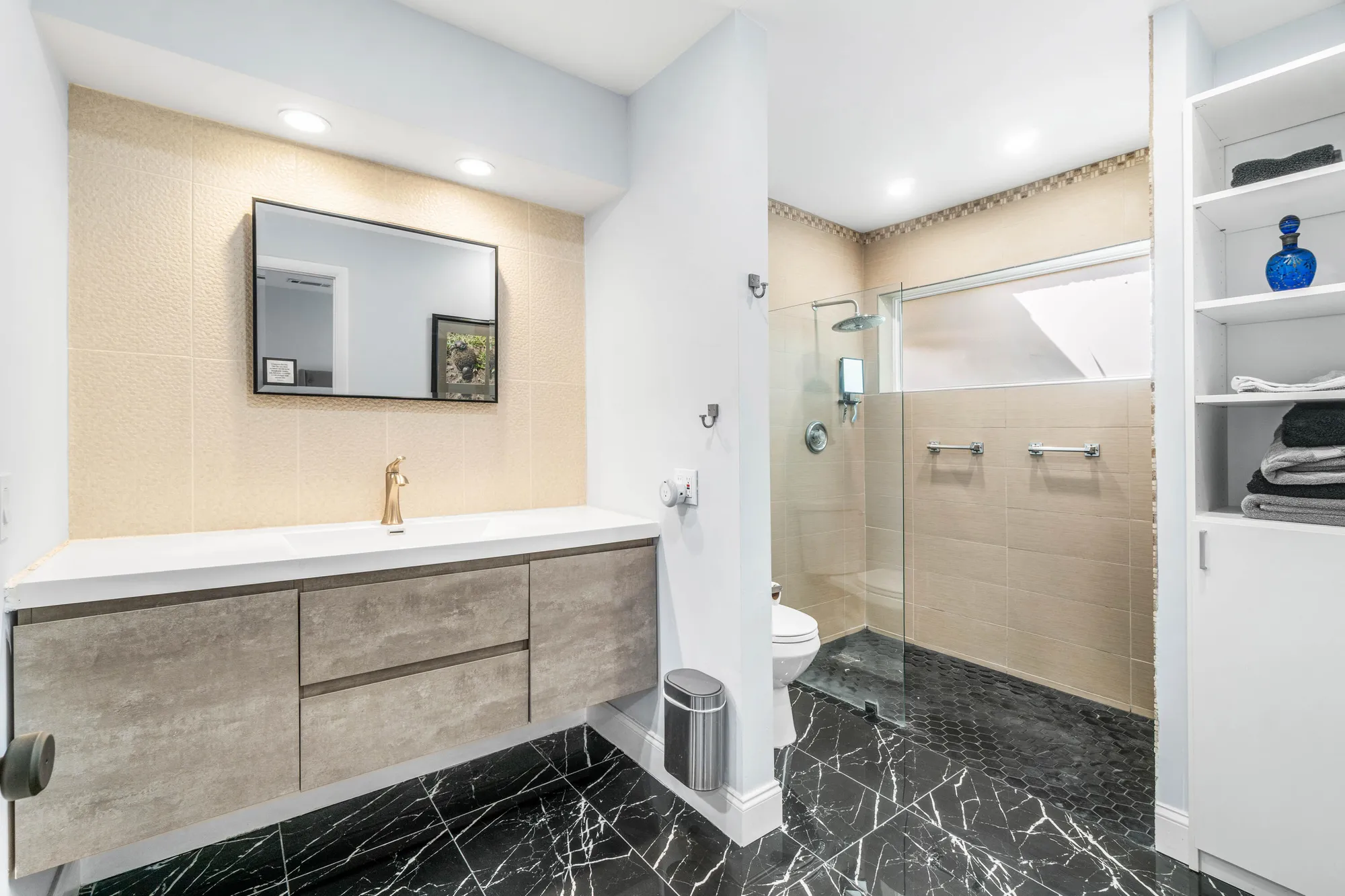 Property Slideshow image 24 of 44 | 5695 ainsley ct, Boynton Beach, FL, 33437