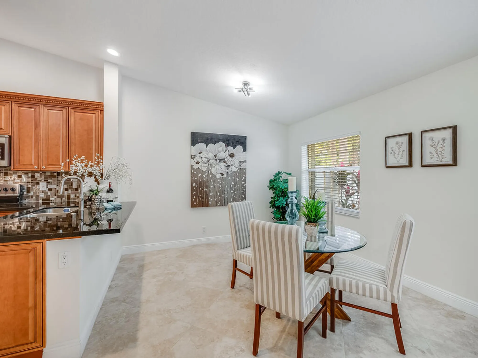 Property Slideshow image 13 of 40 | 3723 spring crest ct, Lake Worth, FL, 33467