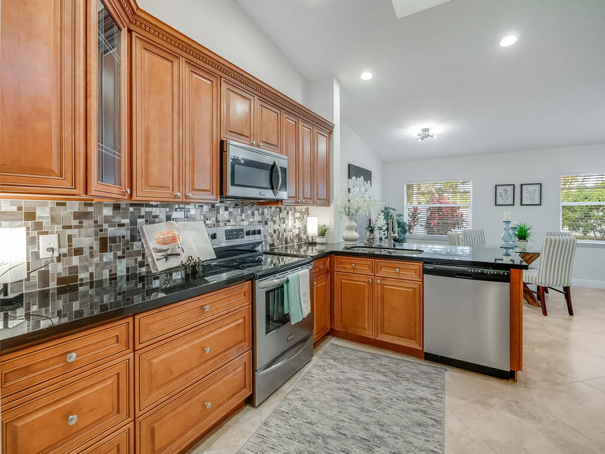 Property Slideshow image 16 of 40 | 3723 spring crest ct, Lake Worth, FL, 33467