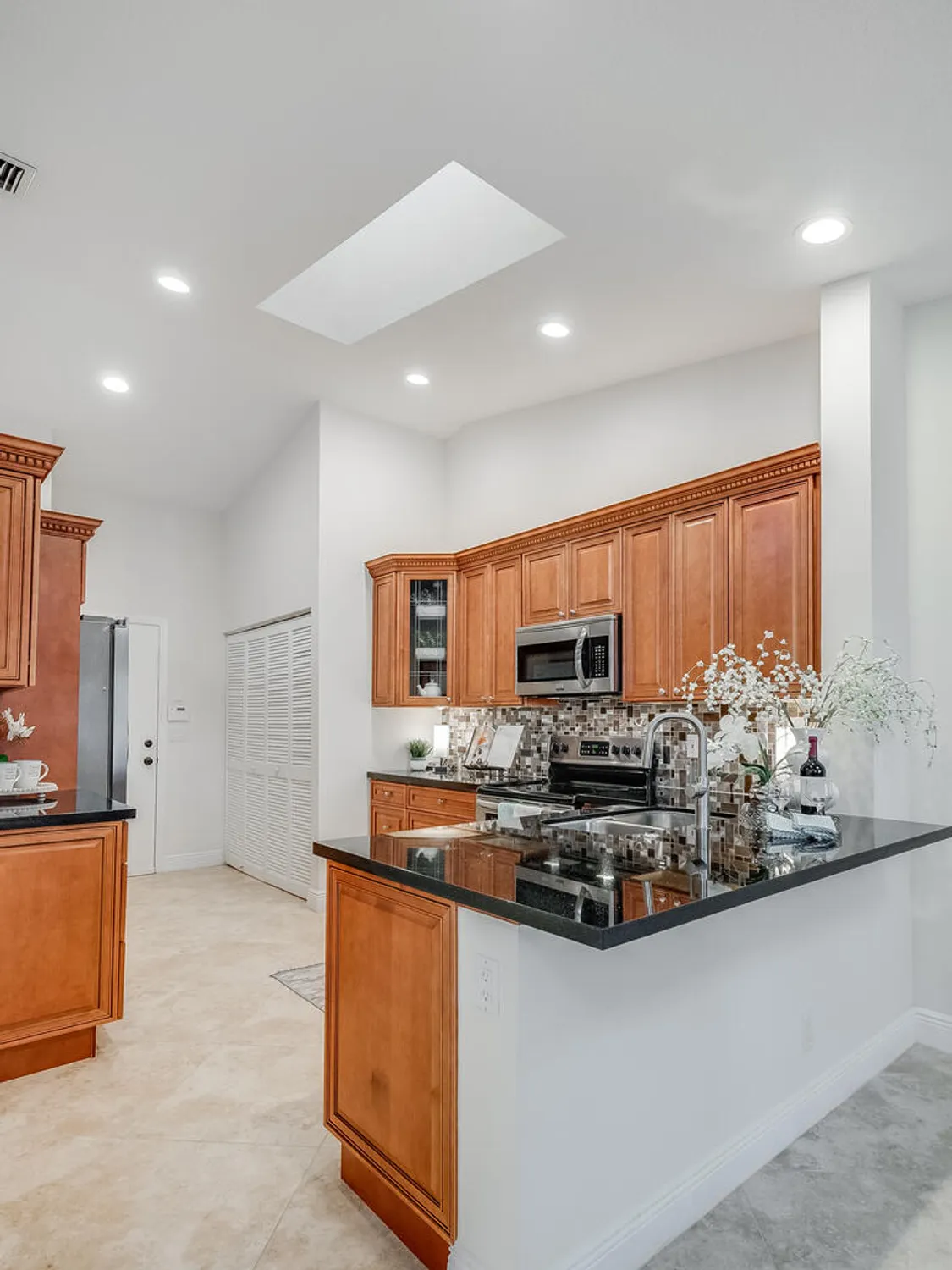 Property Slideshow image 14 of 40 | 3723 spring crest ct, Lake Worth, FL, 33467