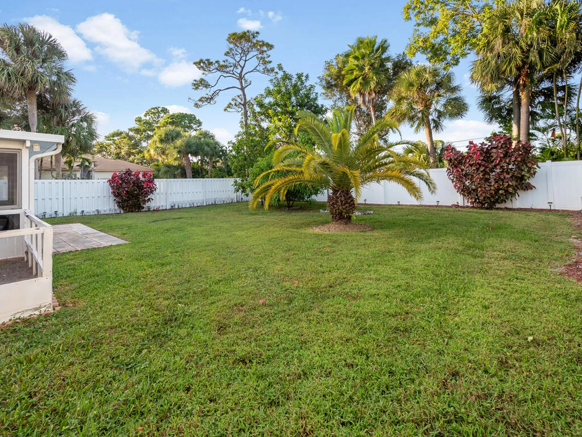 Property Slideshow image 30 of 40 | 3723 spring crest ct, Lake Worth, FL, 33467