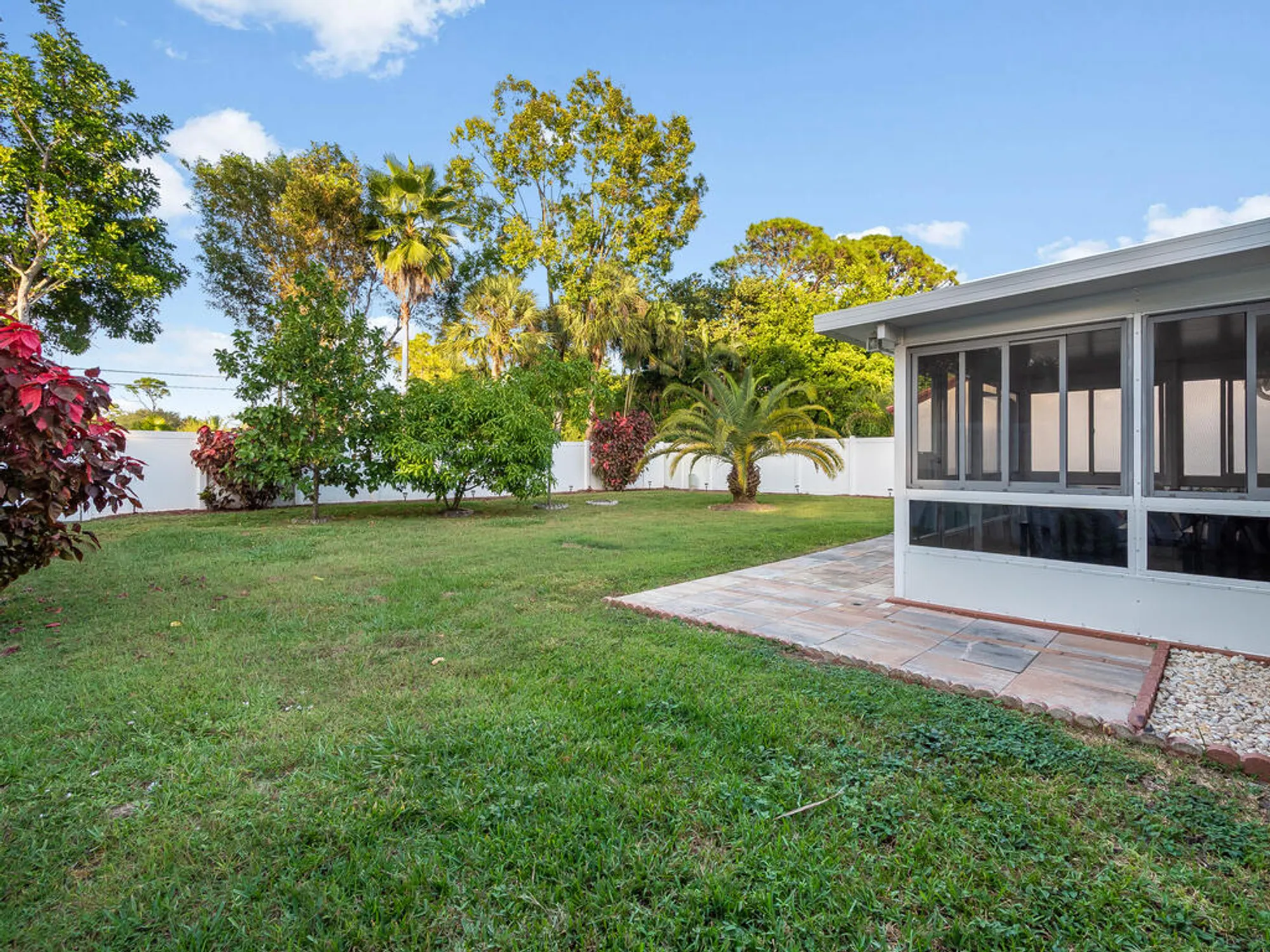 Property Slideshow image 31 of 40 | 3723 spring crest ct, Lake Worth, FL, 33467