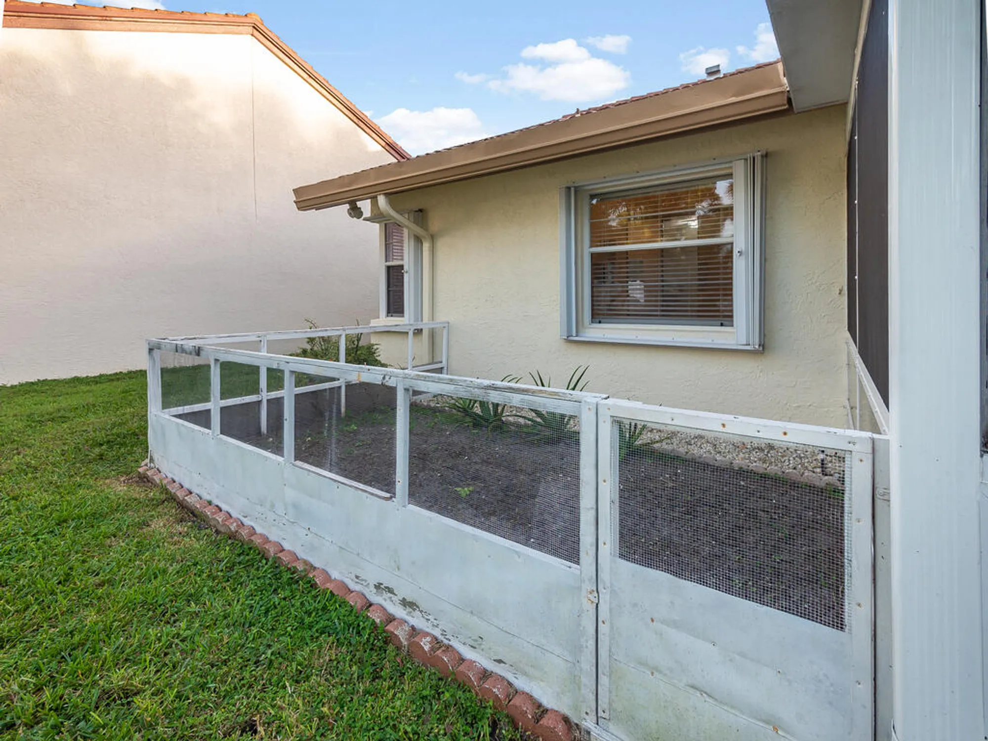 Property Slideshow image 33 of 40 | 3723 spring crest ct, Lake Worth, FL, 33467