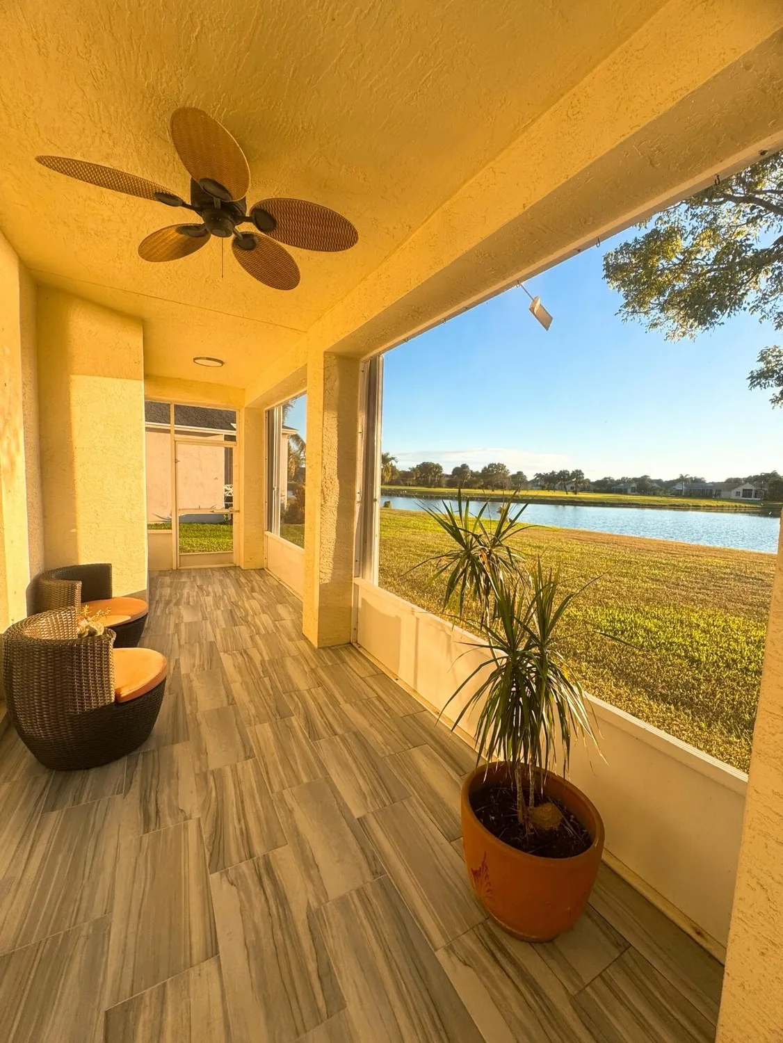 Property Slideshow image 7 of 39 | 532 sw indian key dr, Port Saint Lucie, FL, 34986