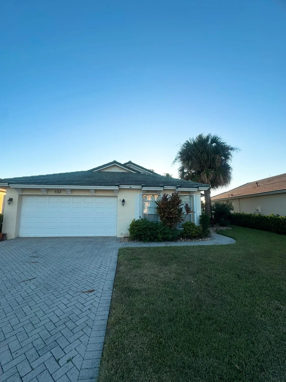 Property Slideshow image 6 of 39 | 532 sw indian key dr, Port Saint Lucie, FL, 34986