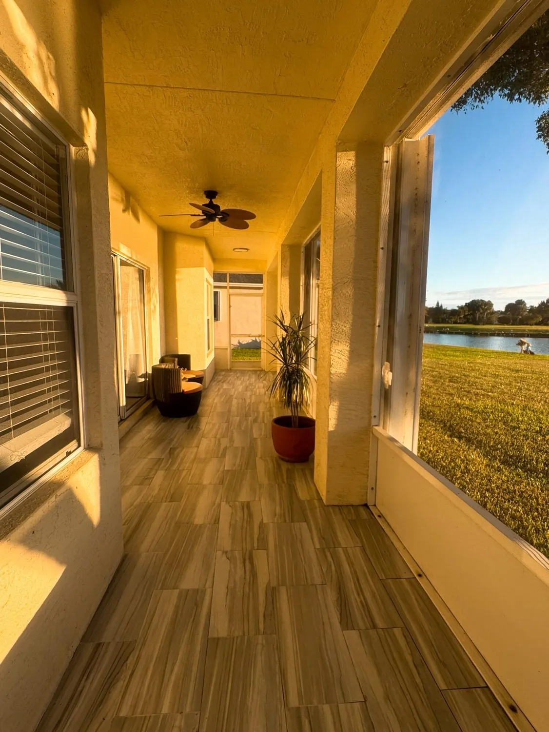 Property Slideshow image 8 of 39 | 532 sw indian key dr, Port Saint Lucie, FL, 34986