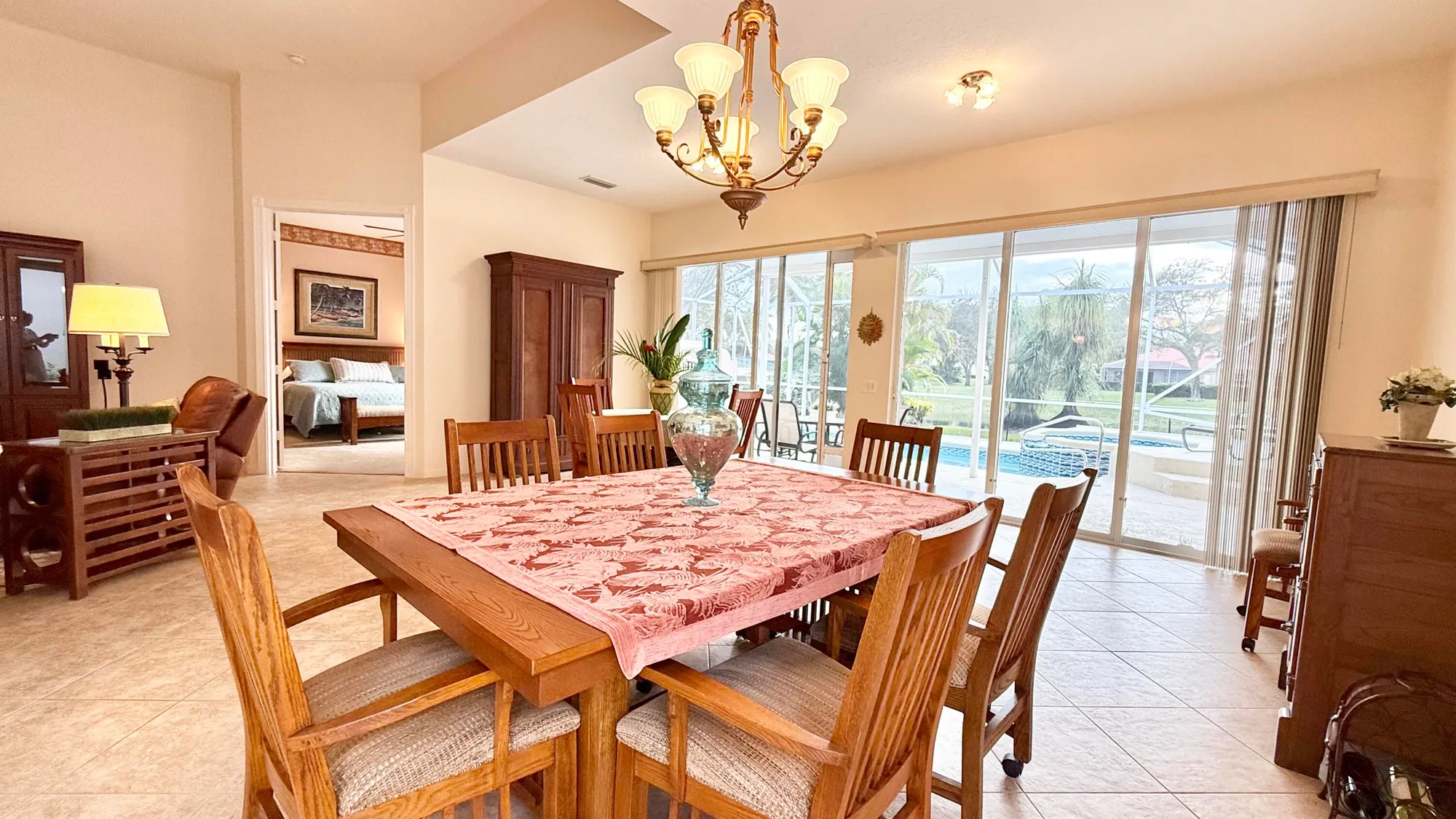 Property Slideshow image 9 of 67 | 2603 muskegon way, West Palm Beach, FL, 33411