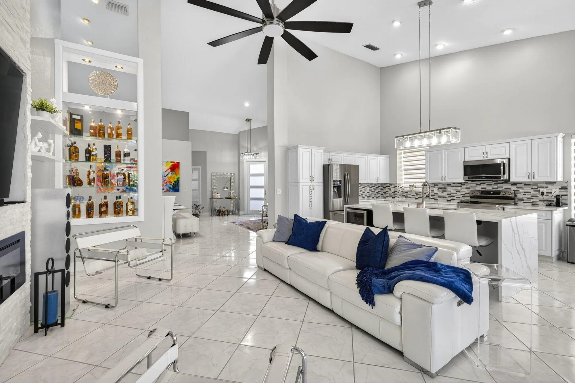 Property Slideshow image 14 of 55 | 8337 horseshoe bay rd, Boynton Beach, FL, 33472