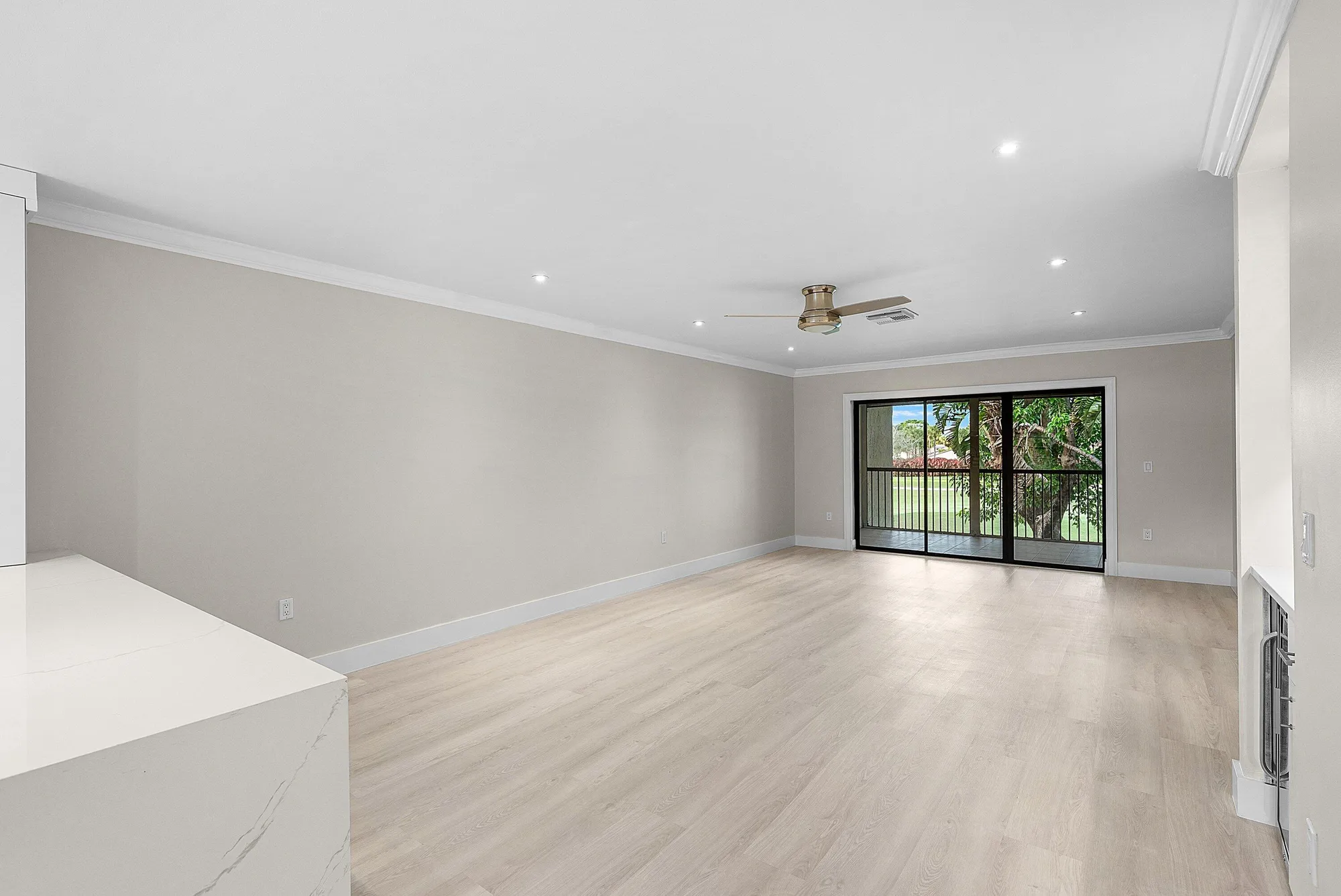 Property Slideshow image 17 of 54 | 18 stratford dr f, Boynton Beach, FL, 33436