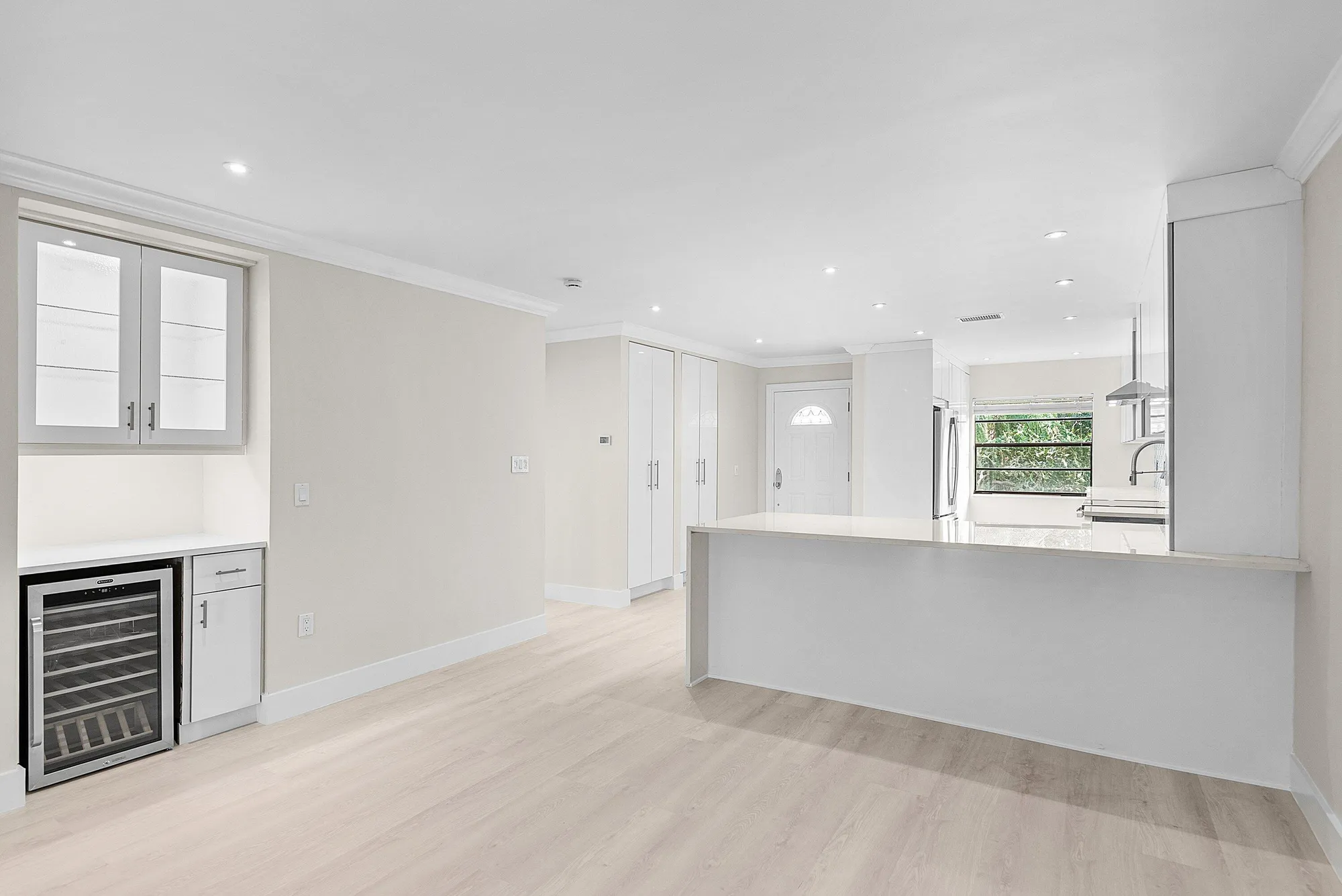 Property Slideshow image 19 of 54 | 18 stratford dr f, Boynton Beach, FL, 33436