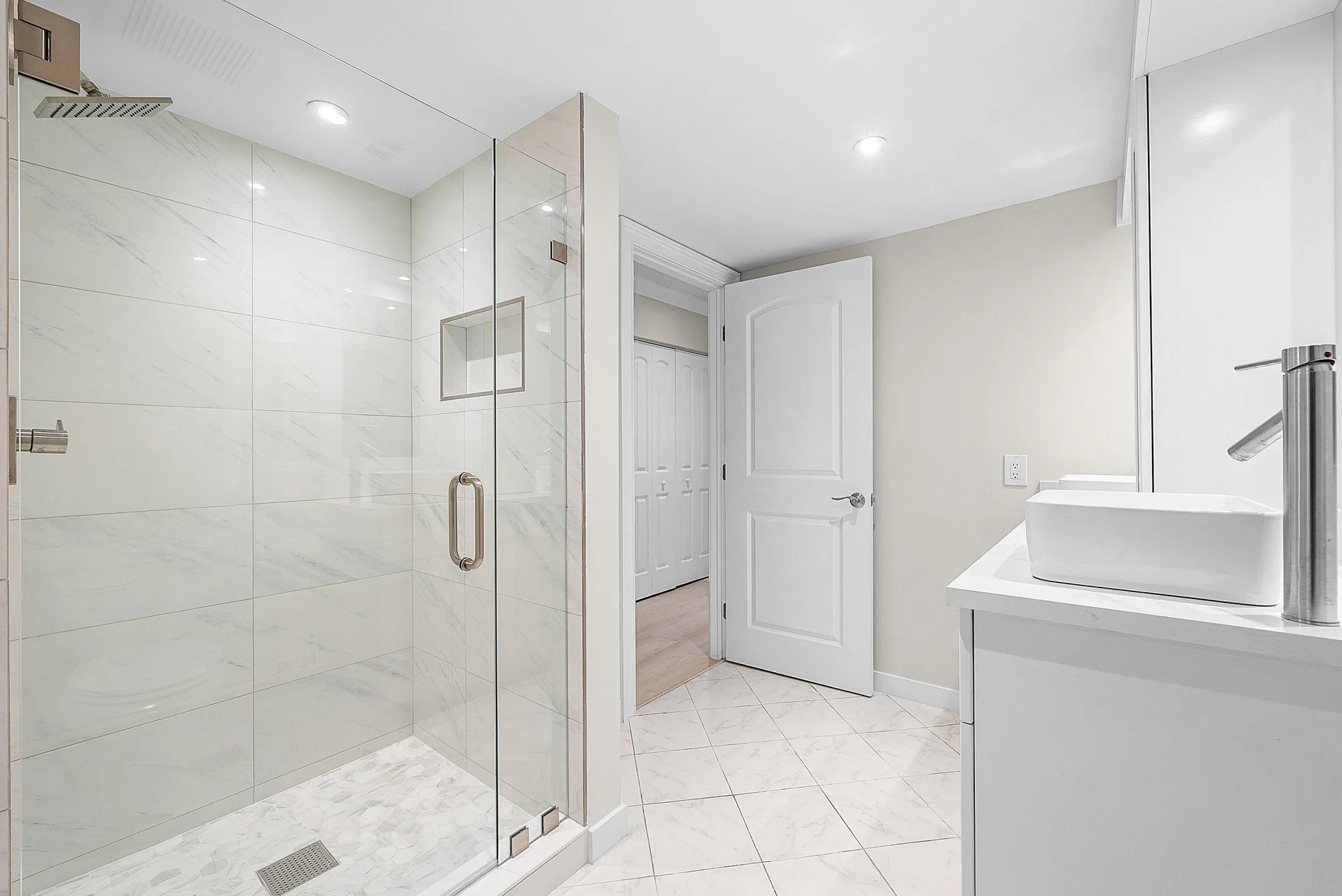 Property Slideshow image 30 of 54 | 18 stratford dr f, Boynton Beach, FL, 33436