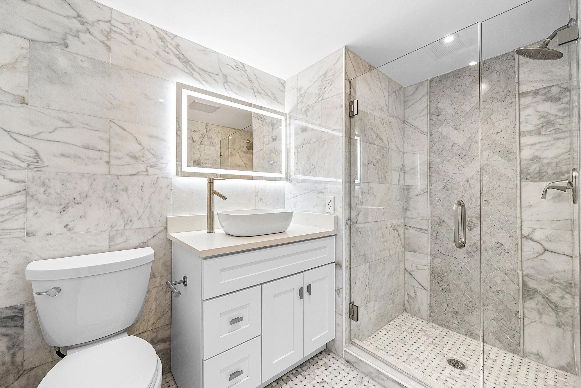 Property Slideshow image 5 of 54 | 18 stratford dr f, Boynton Beach, FL, 33436