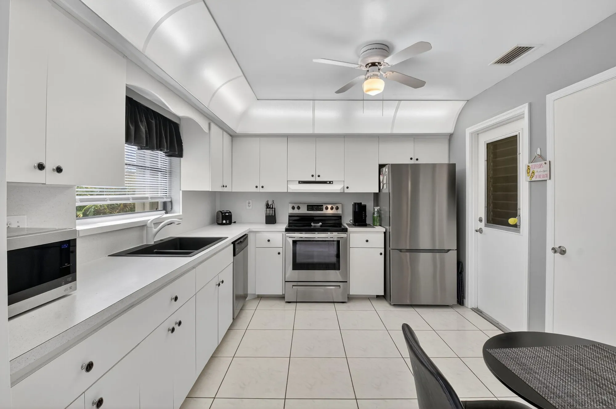 Property Slideshow image 16 of 52 | 9800 tabebuia tree dr a, Boynton Beach, FL, 33436