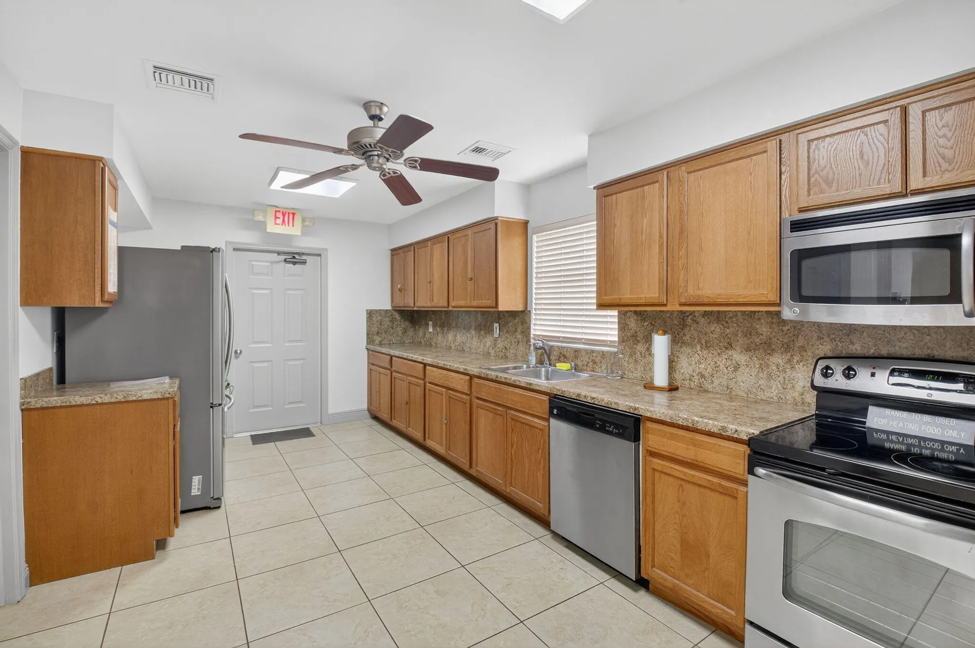 Property Slideshow image 39 of 52 | 9800 tabebuia tree dr a, Boynton Beach, FL, 33436