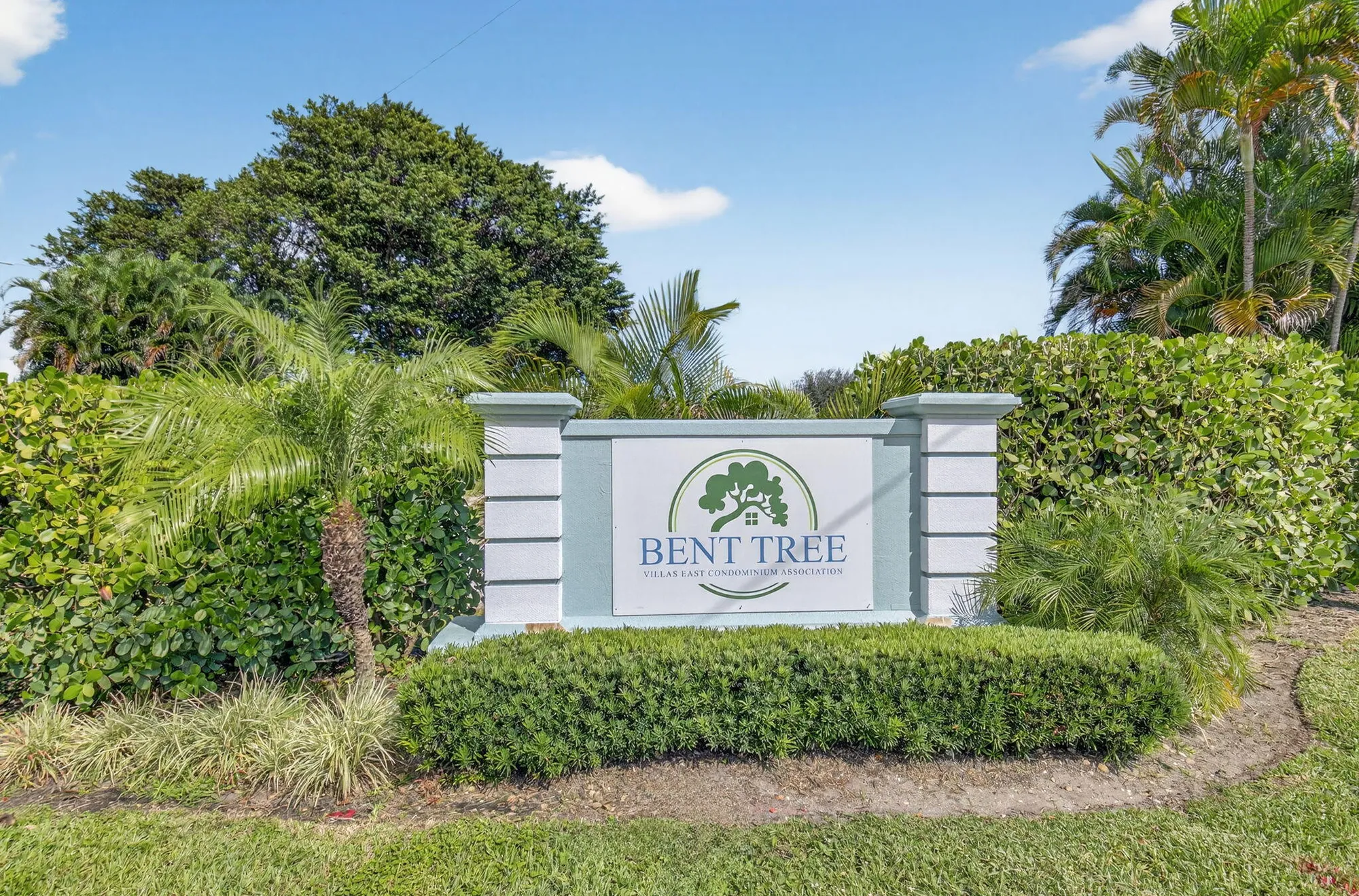 Property Slideshow image 46 of 52 | 9800 tabebuia tree dr a, Boynton Beach, FL, 33436