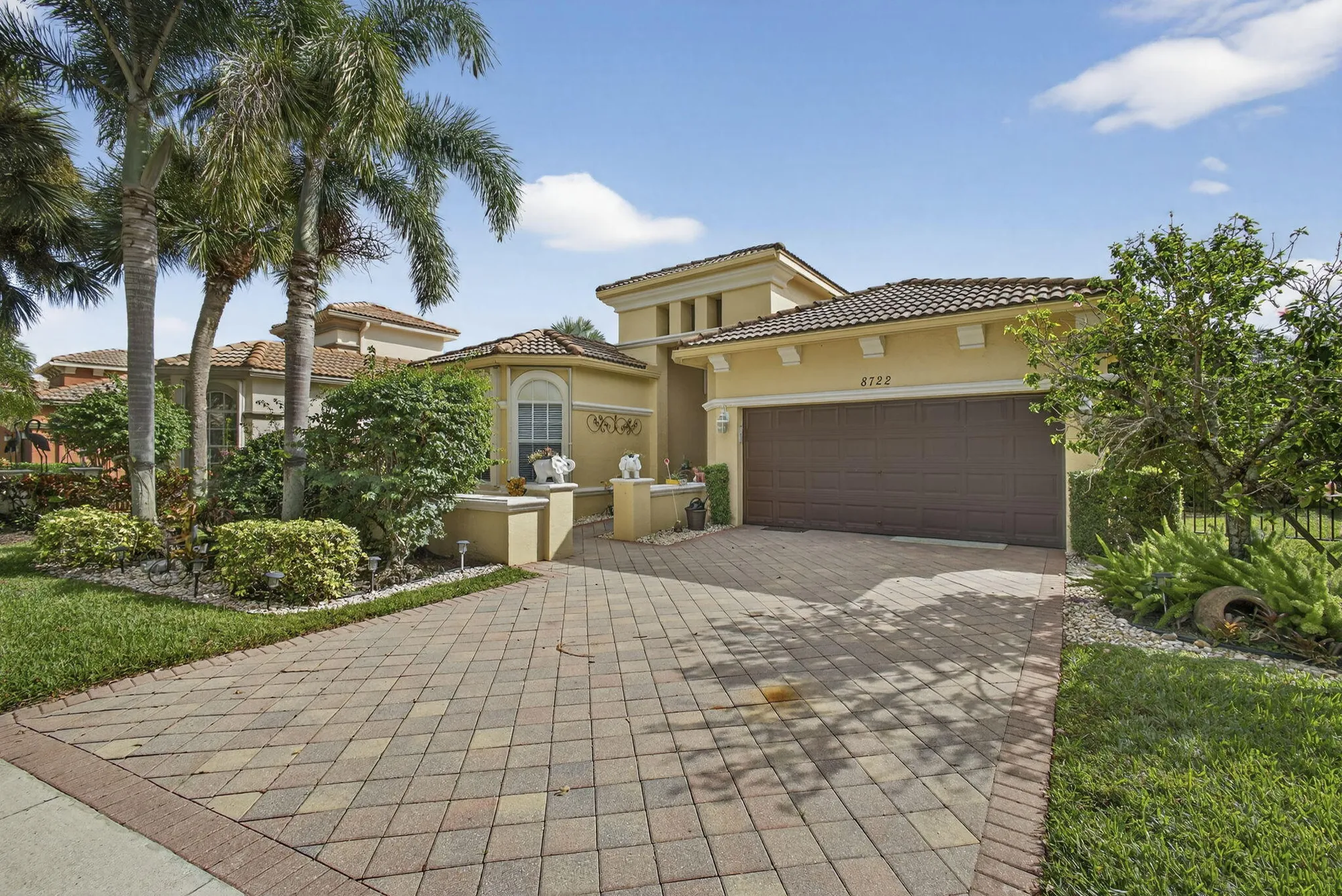 Property Slideshow image 1 of 50 | 8722 via brilliante, Wellington, FL, 33411
