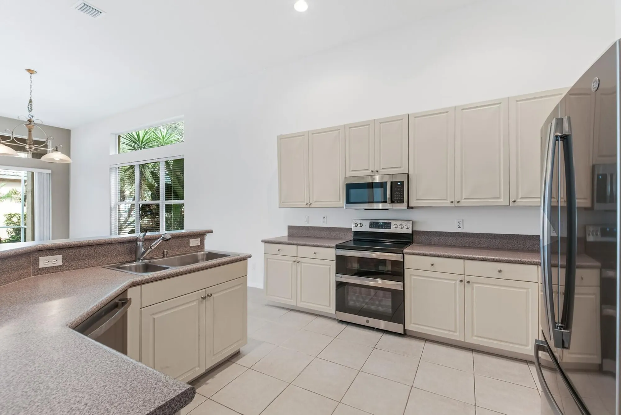 Property Slideshow image 7 of 26 | 7095 vesuvio pl, Boynton Beach, FL, 33437