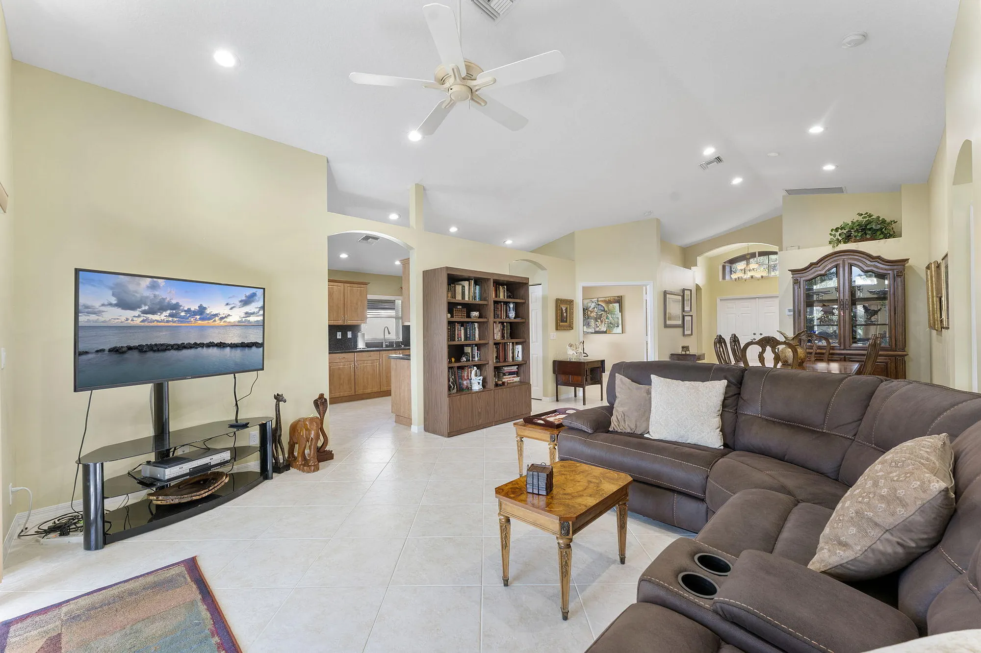 Property Slideshow image 10 of 54 | 7220 via verona, Delray Beach, FL, 33446