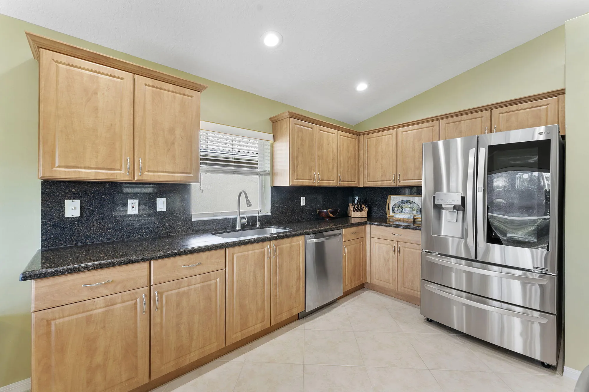 Property Slideshow image 15 of 54 | 7220 via verona, Delray Beach, FL, 33446