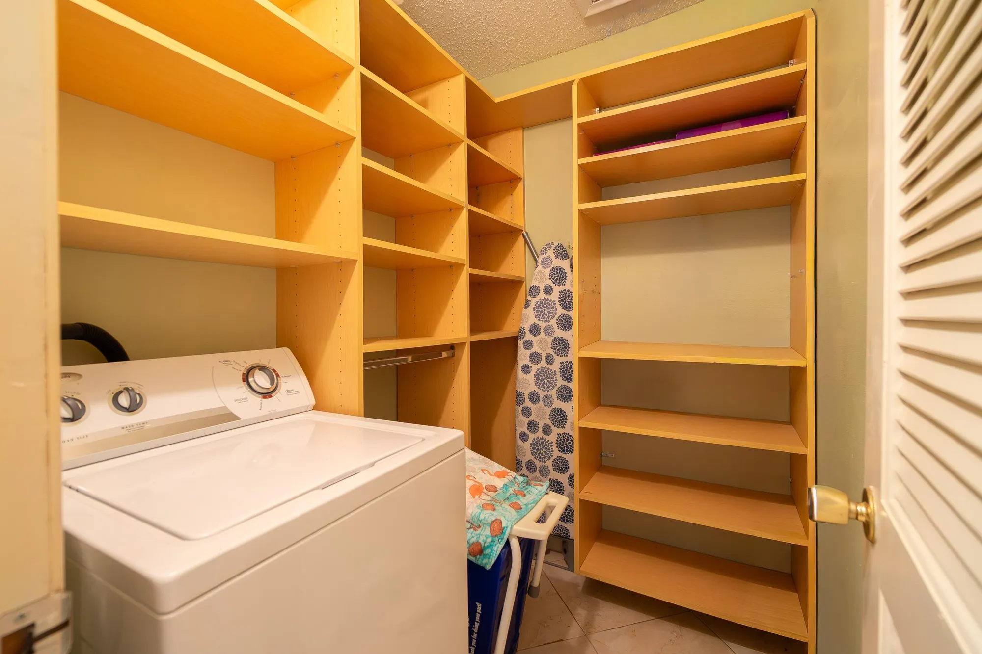 Property Slideshow image 11 of 30 | 1042 north dr a, Delray Beach, FL, 33445