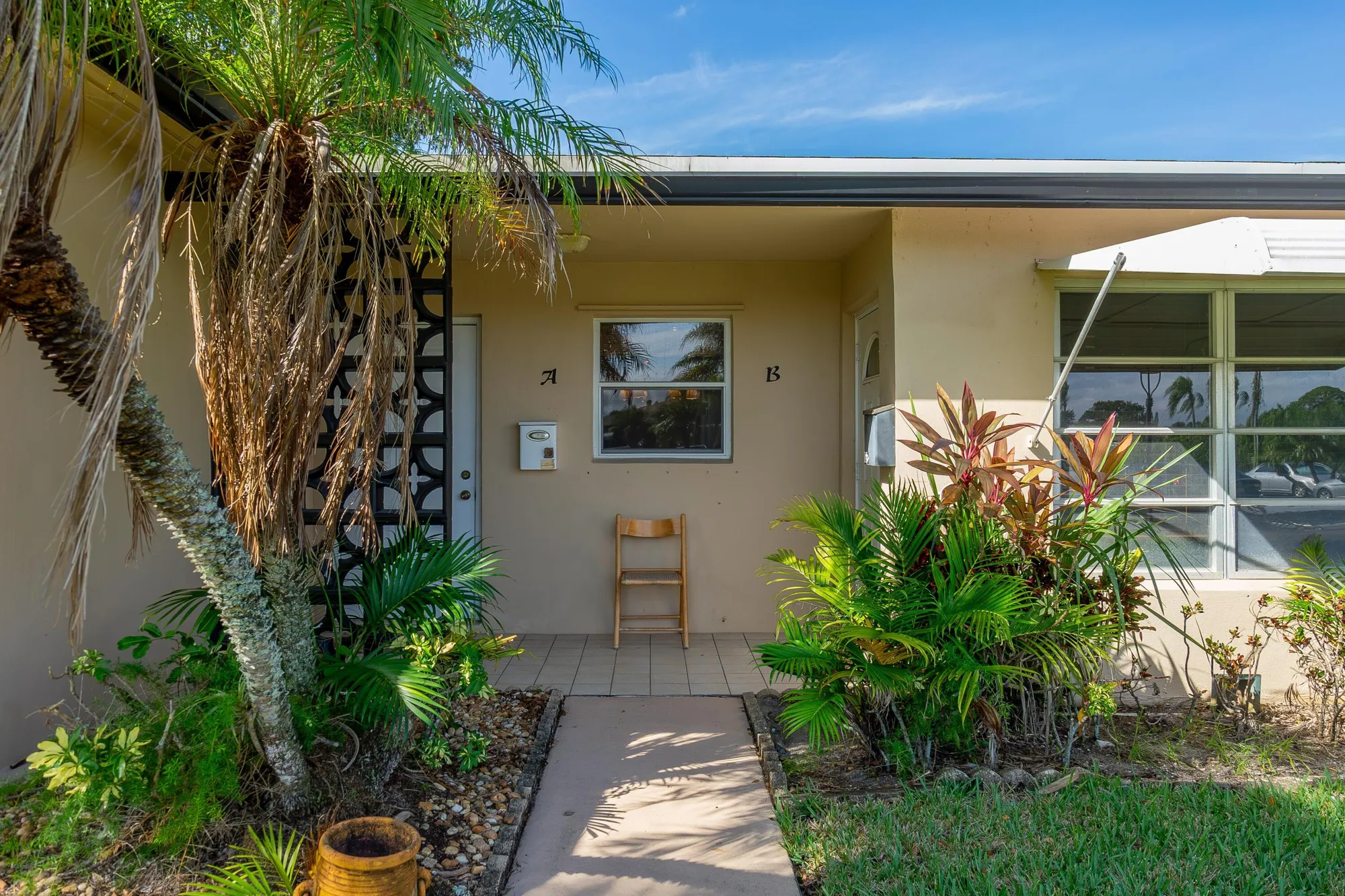 Property Slideshow image 23 of 30 | 1042 north dr a, Delray Beach, FL, 33445