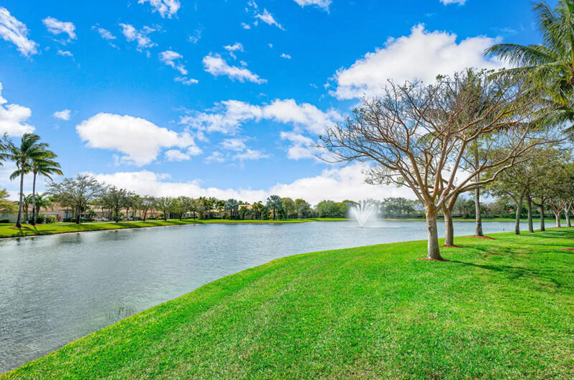 Property Slideshow image 53 of 58 | 8664 via avellino, Lake Worth, FL, 33467