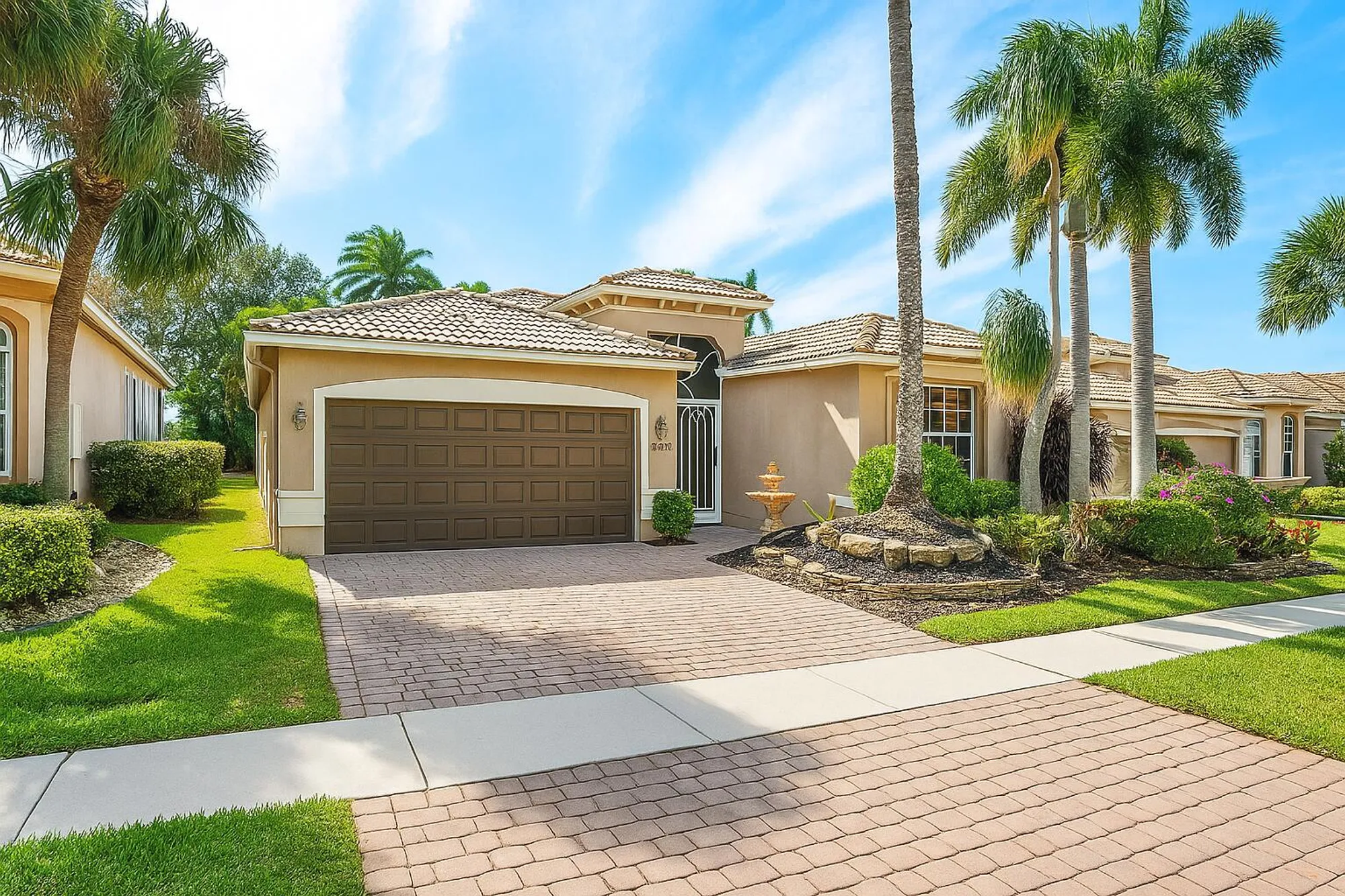 Property Slideshow image 2 of 58 | 8664 via avellino, Lake Worth, FL, 33467