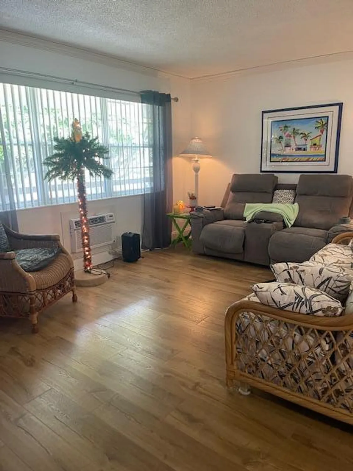 Property Slideshow image 19 of 29 | 204 windsor i, West Palm Beach, FL, 33417