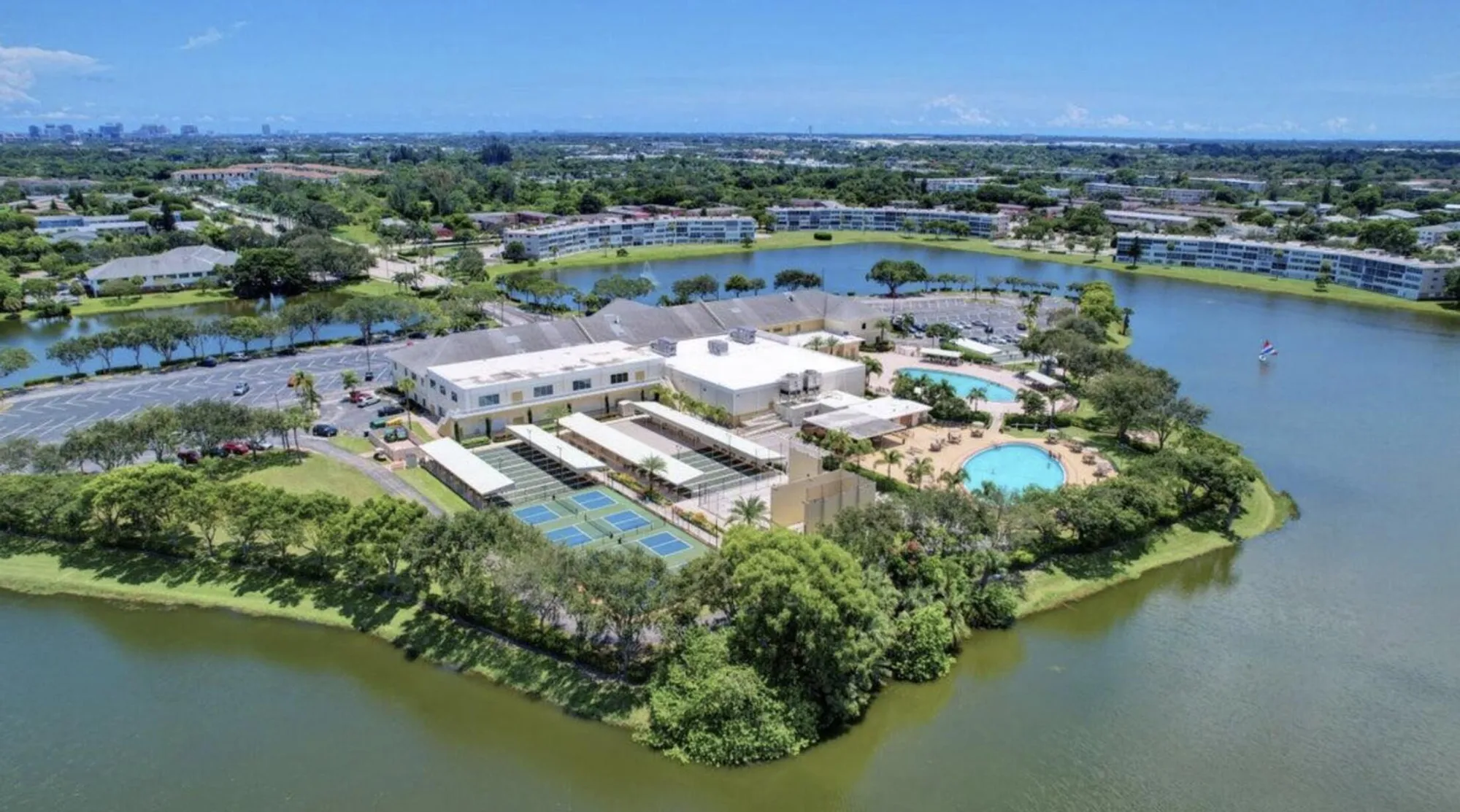 Property Slideshow image 28 of 29 | 204 windsor i, West Palm Beach, FL, 33417