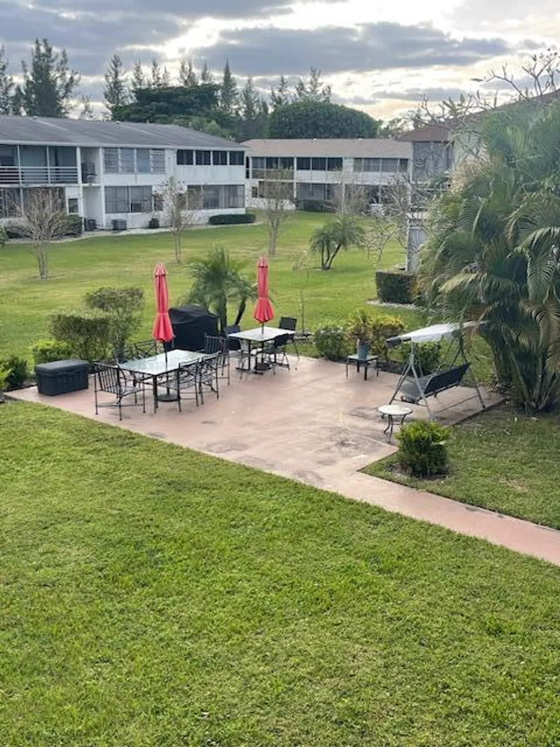 Property Slideshow image 9 of 29 | 204 windsor i, West Palm Beach, FL, 33417