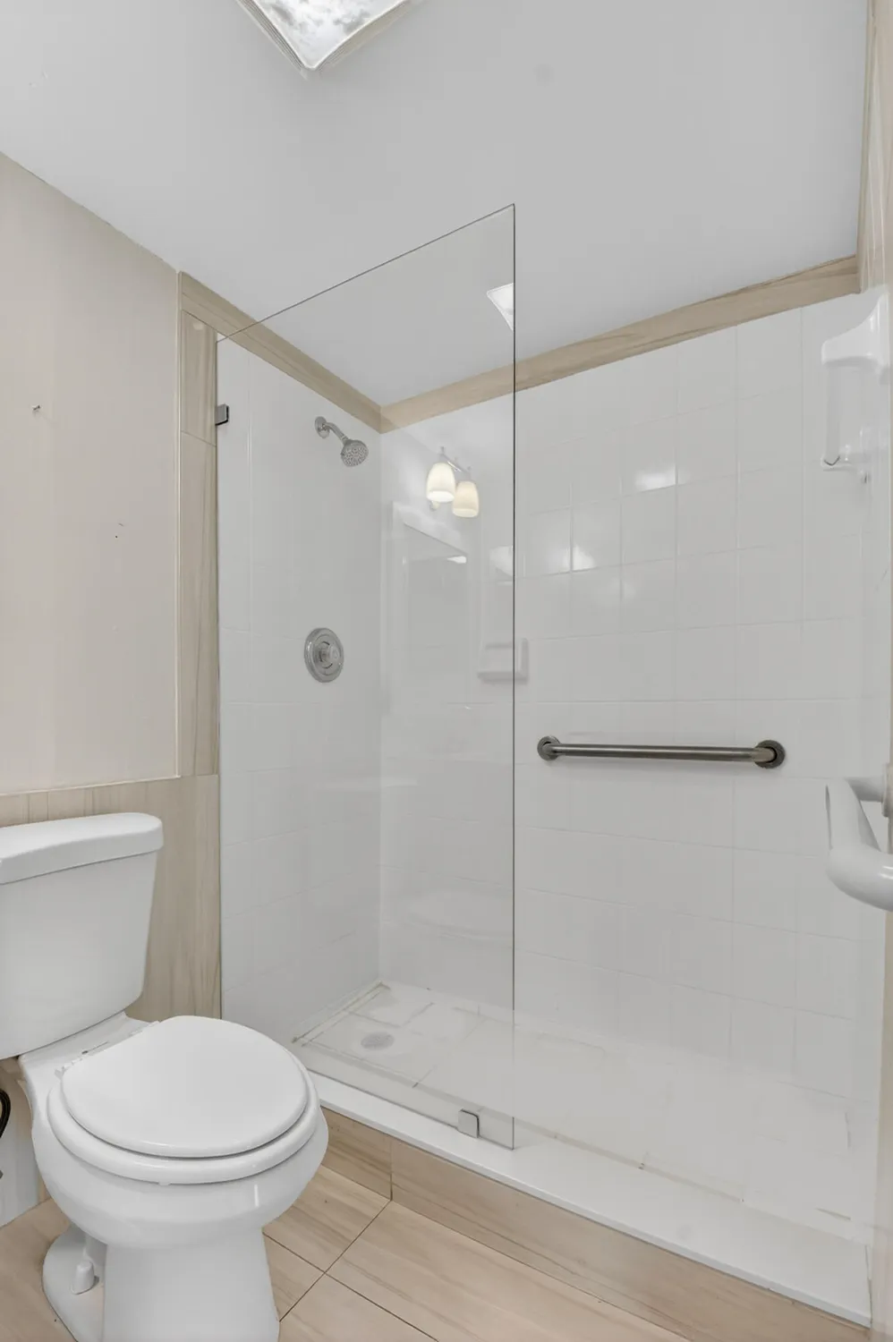 Property Slideshow image 10 of 25 | 586 monaco m m, Delray Beach, FL, 33446