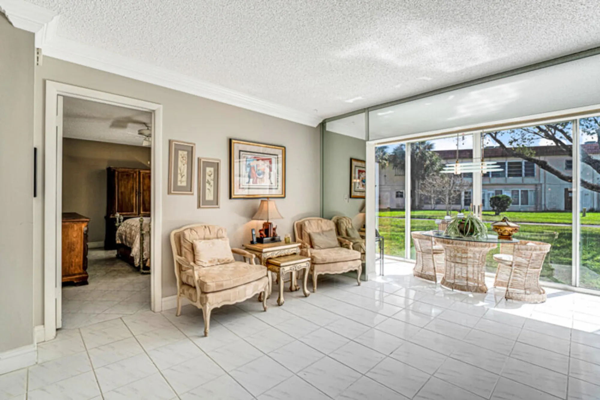 Property Slideshow image 7 of 41 | 33 abbey ln 103, Delray Beach, FL, 33446