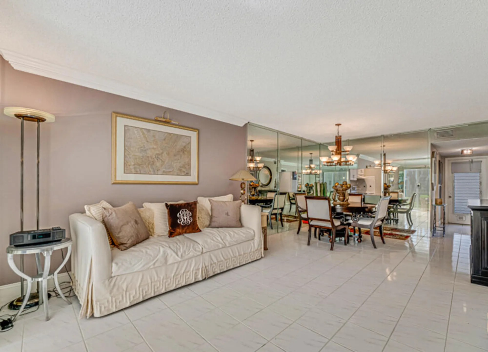 Property Slideshow image 8 of 41 | 33 abbey ln 103, Delray Beach, FL, 33446