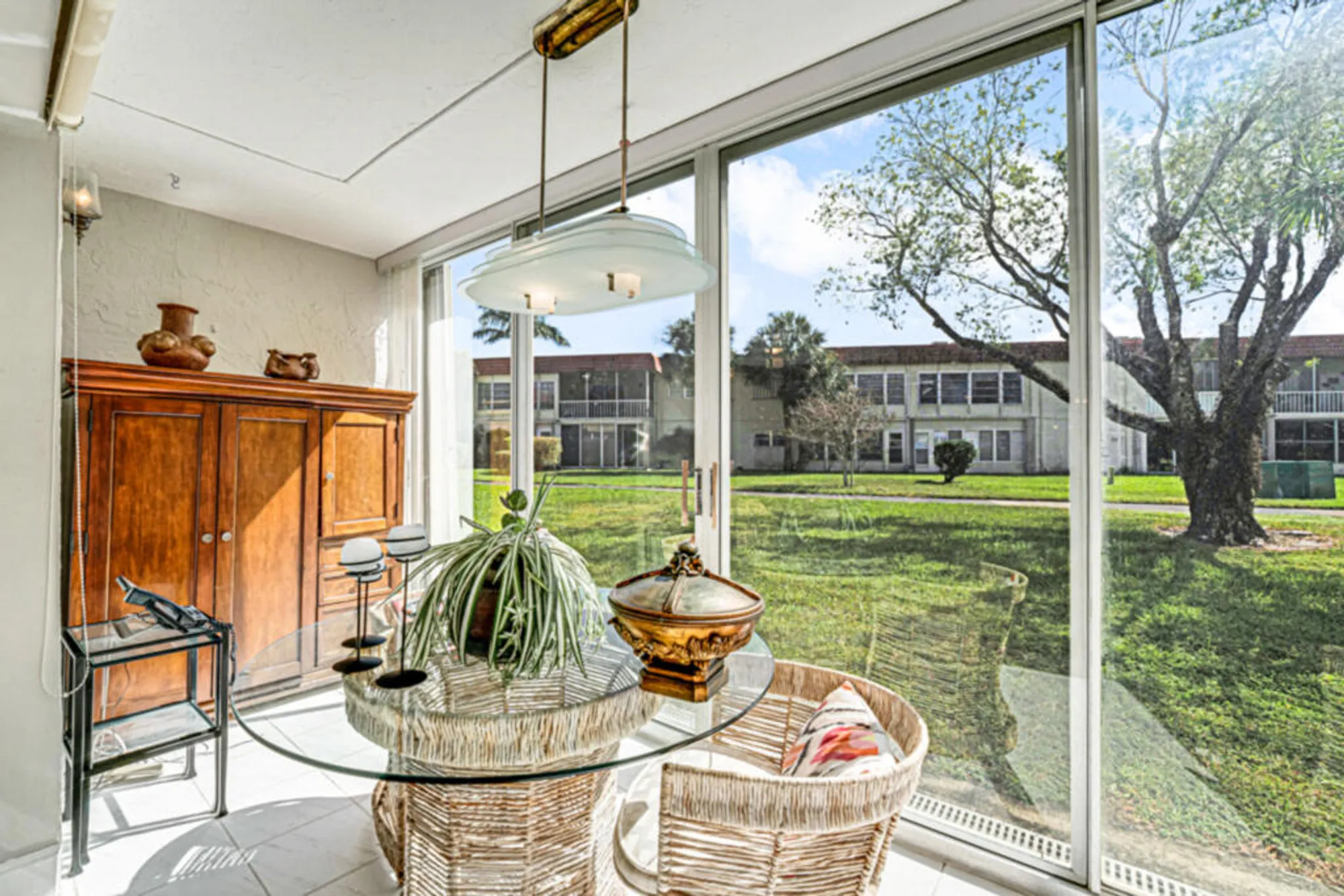 Property Slideshow image 14 of 41 | 33 abbey ln 103, Delray Beach, FL, 33446