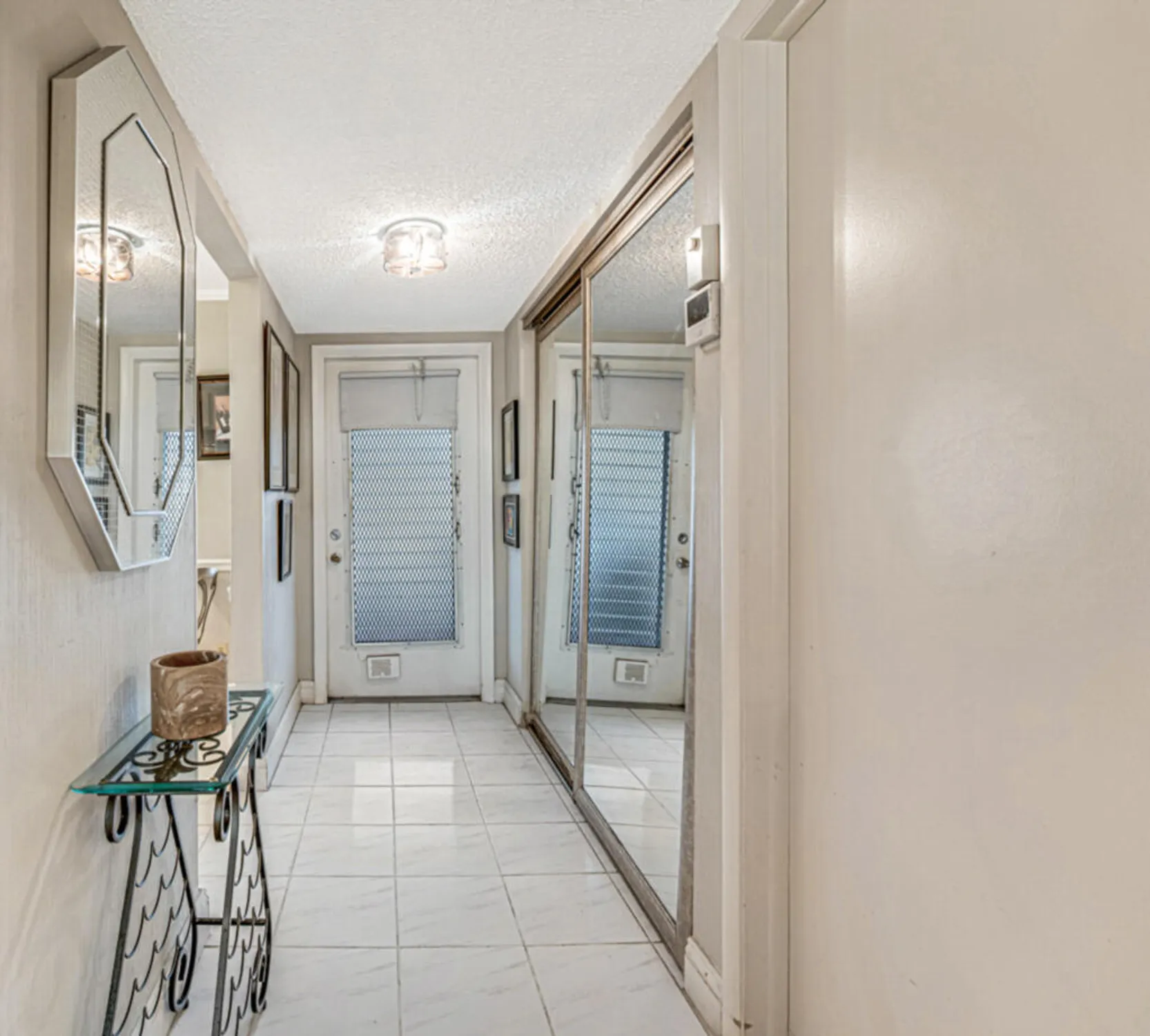 Property Slideshow image 16 of 41 | 33 abbey ln 103, Delray Beach, FL, 33446