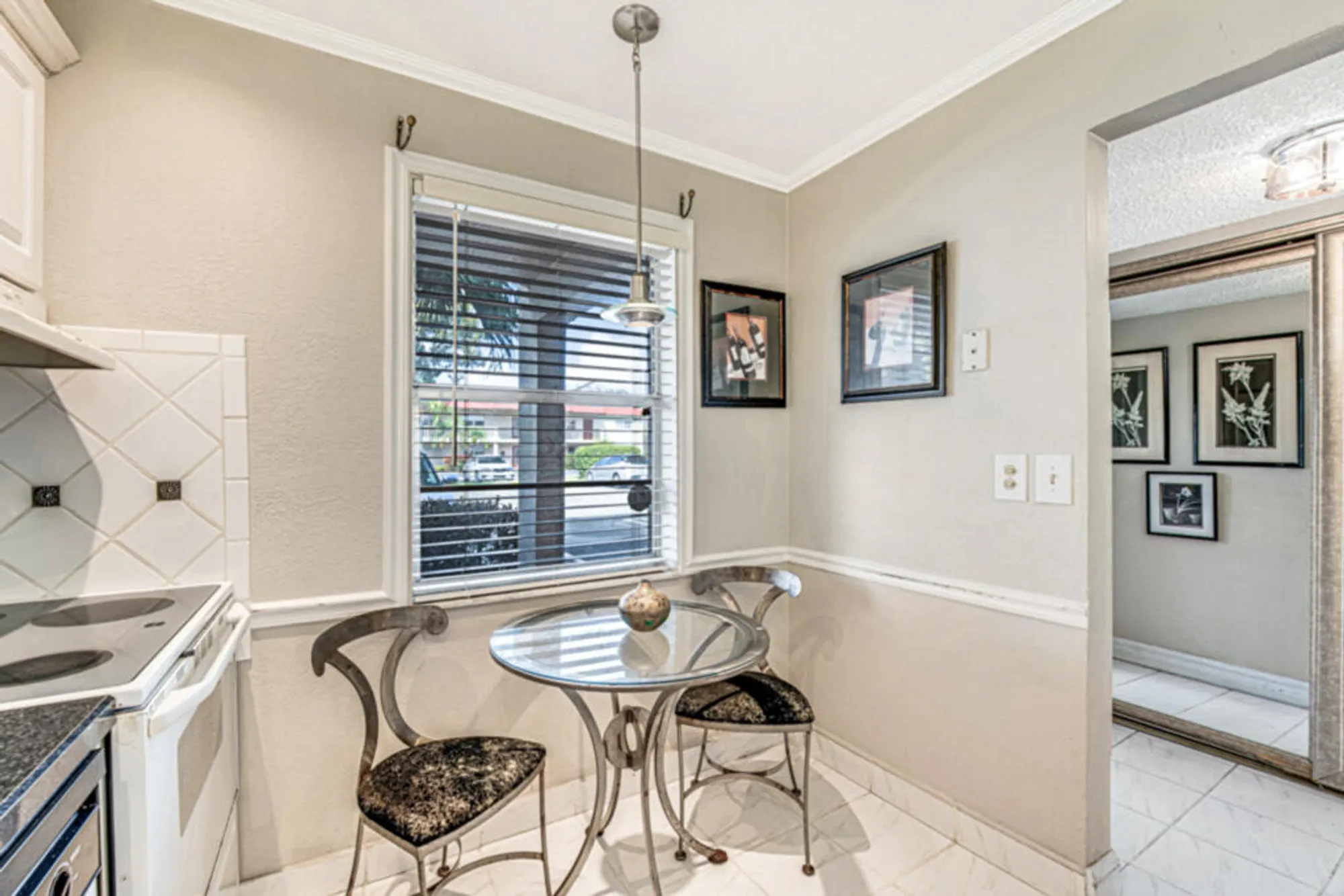 Property Slideshow image 21 of 41 | 33 abbey ln 103, Delray Beach, FL, 33446
