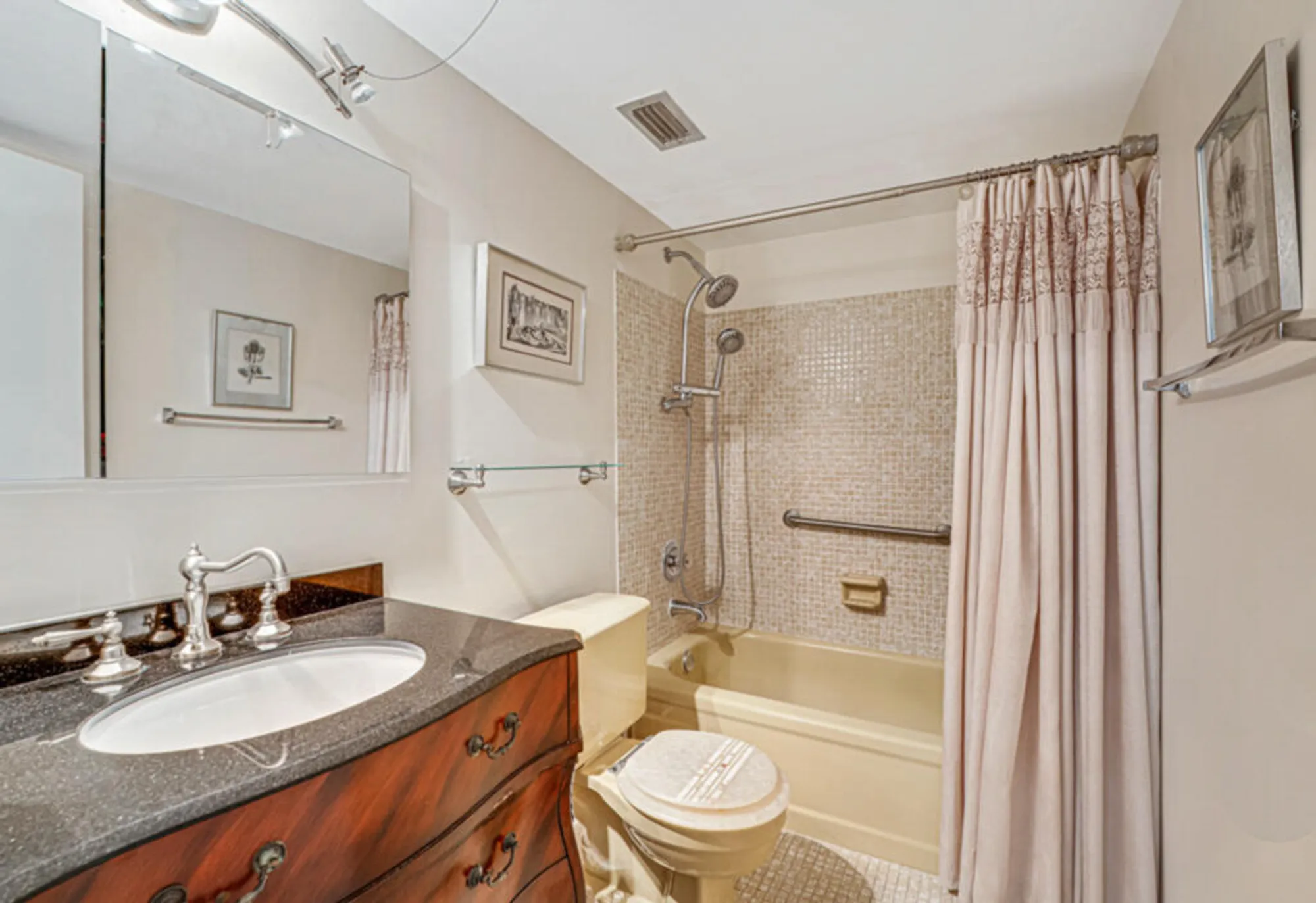 Property Slideshow image 26 of 41 | 33 abbey ln 103, Delray Beach, FL, 33446