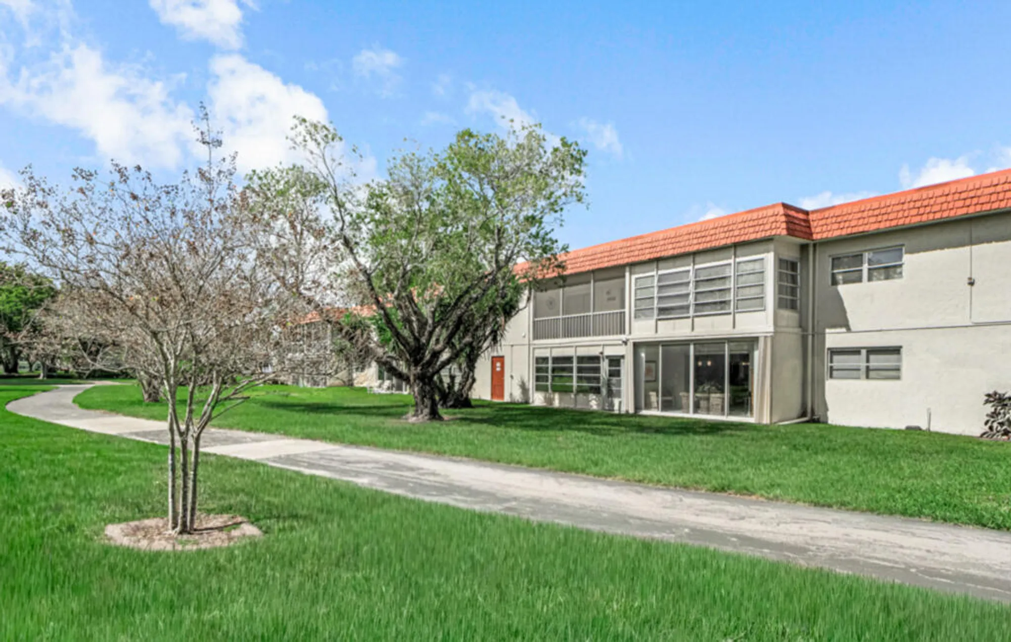 Property Slideshow image 31 of 41 | 33 abbey ln 103, Delray Beach, FL, 33446