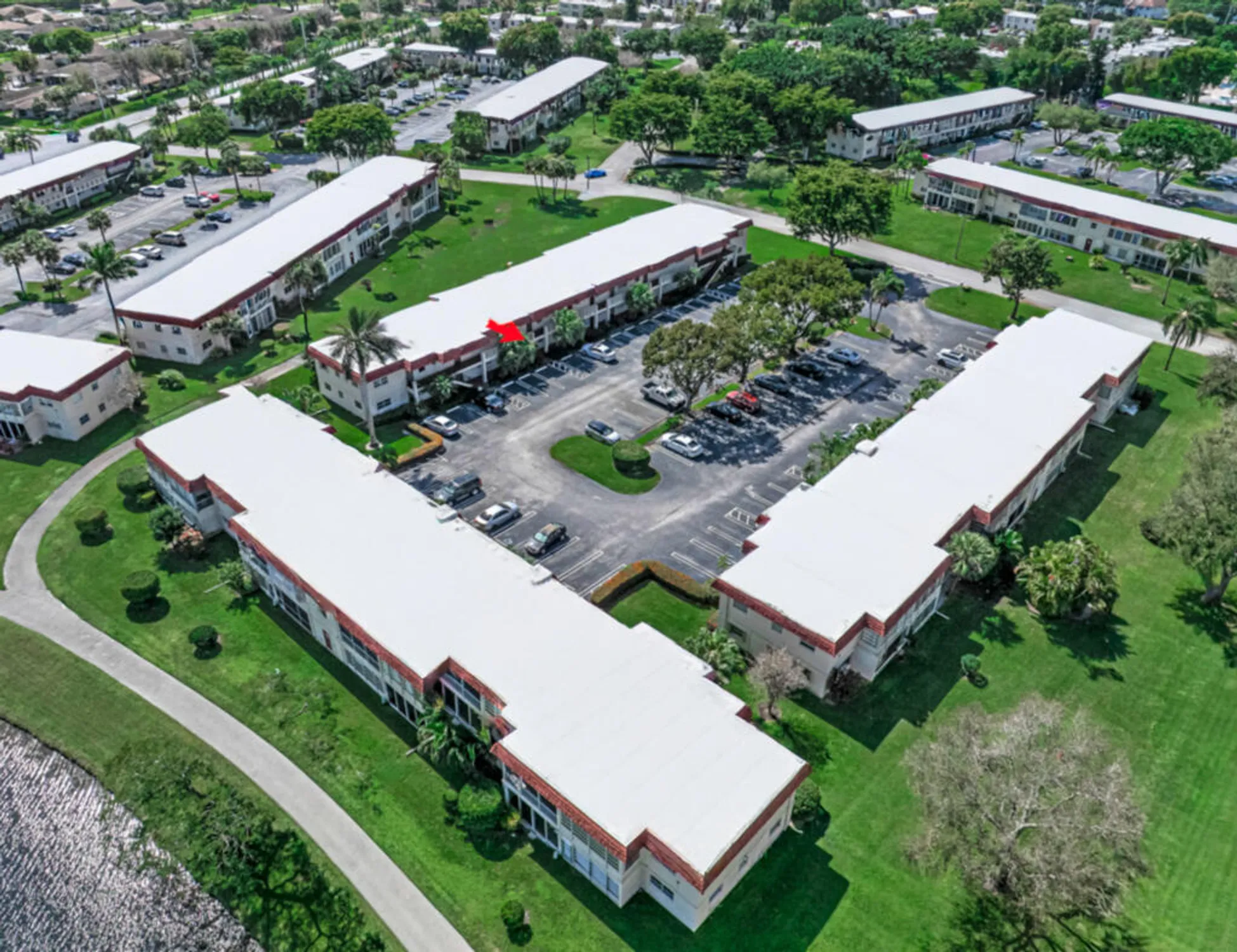 Property Slideshow image 38 of 41 | 33 abbey ln 103, Delray Beach, FL, 33446