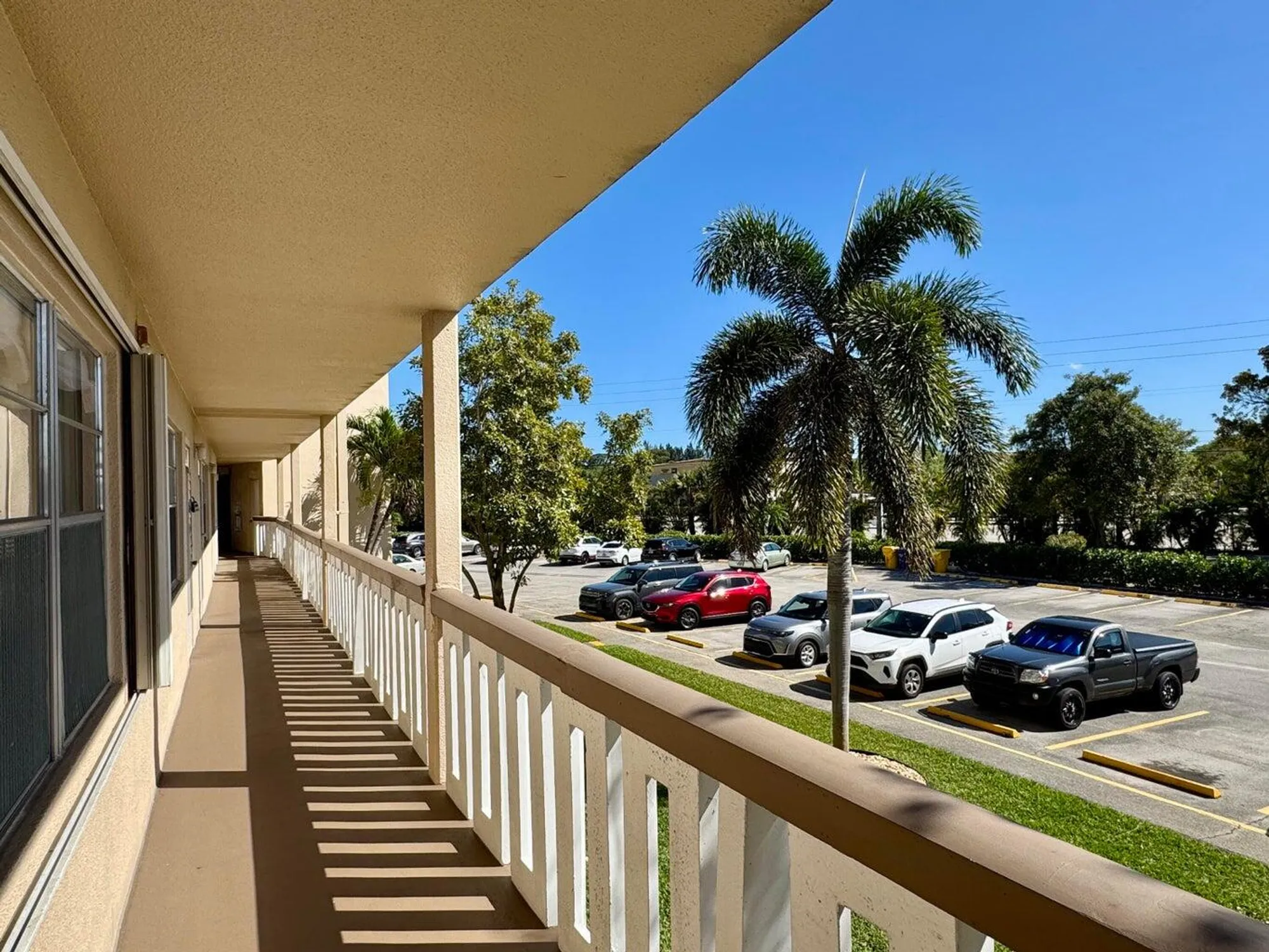 Property Slideshow image 4 of 41 | 203 southampton a, West Palm Beach, FL, 33417