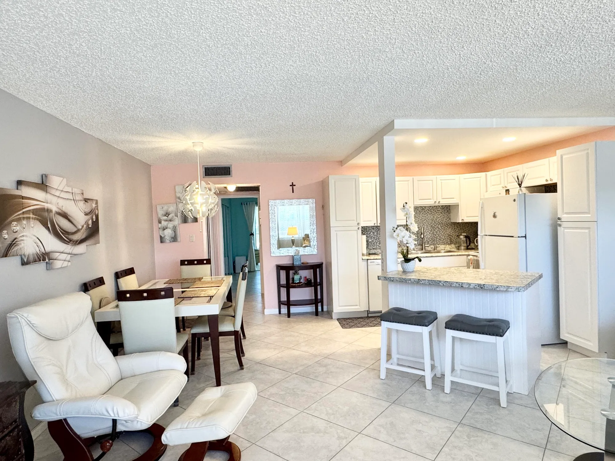 Property Slideshow image 6 of 41 | 203 southampton a, West Palm Beach, FL, 33417