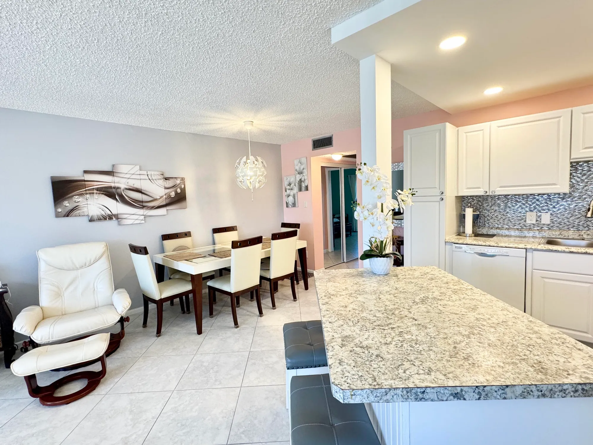 Property Slideshow image 13 of 41 | 203 southampton a, West Palm Beach, FL, 33417