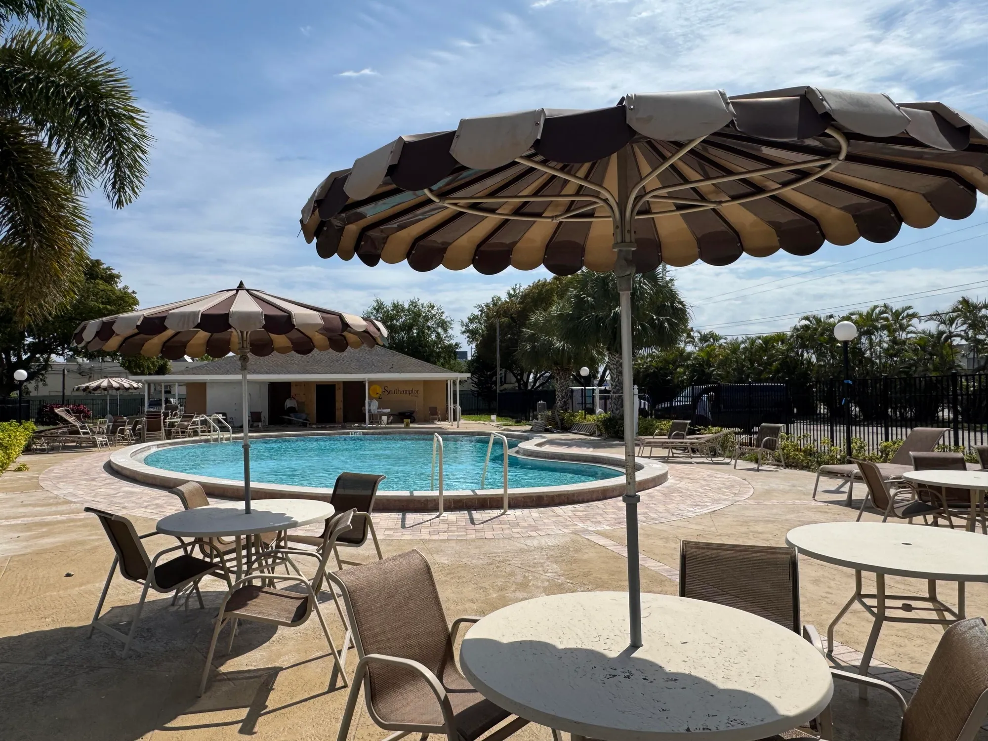 Property Slideshow image 34 of 41 | 203 southampton a, West Palm Beach, FL, 33417